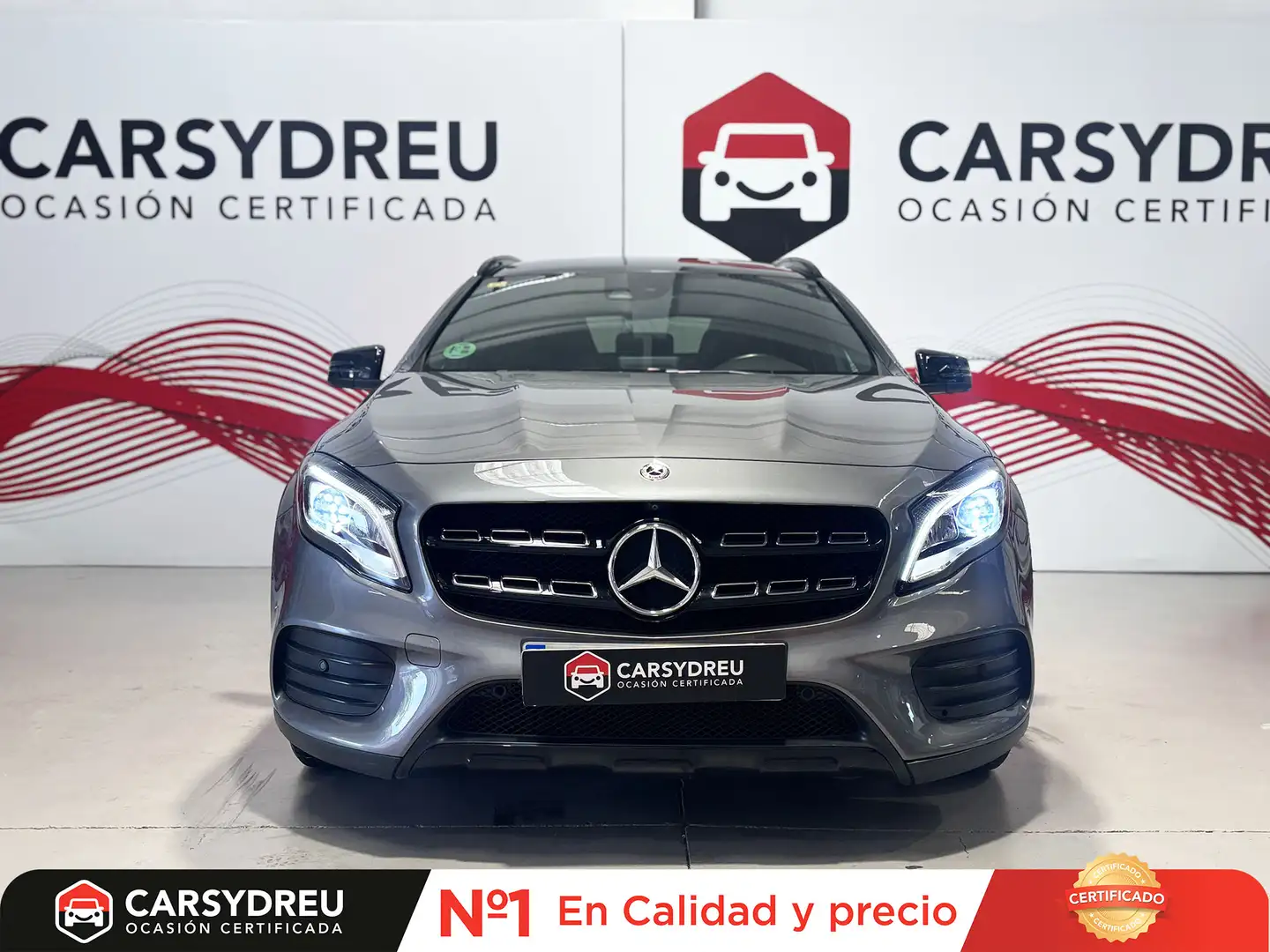 Mercedes-Benz GLA 200 - 2