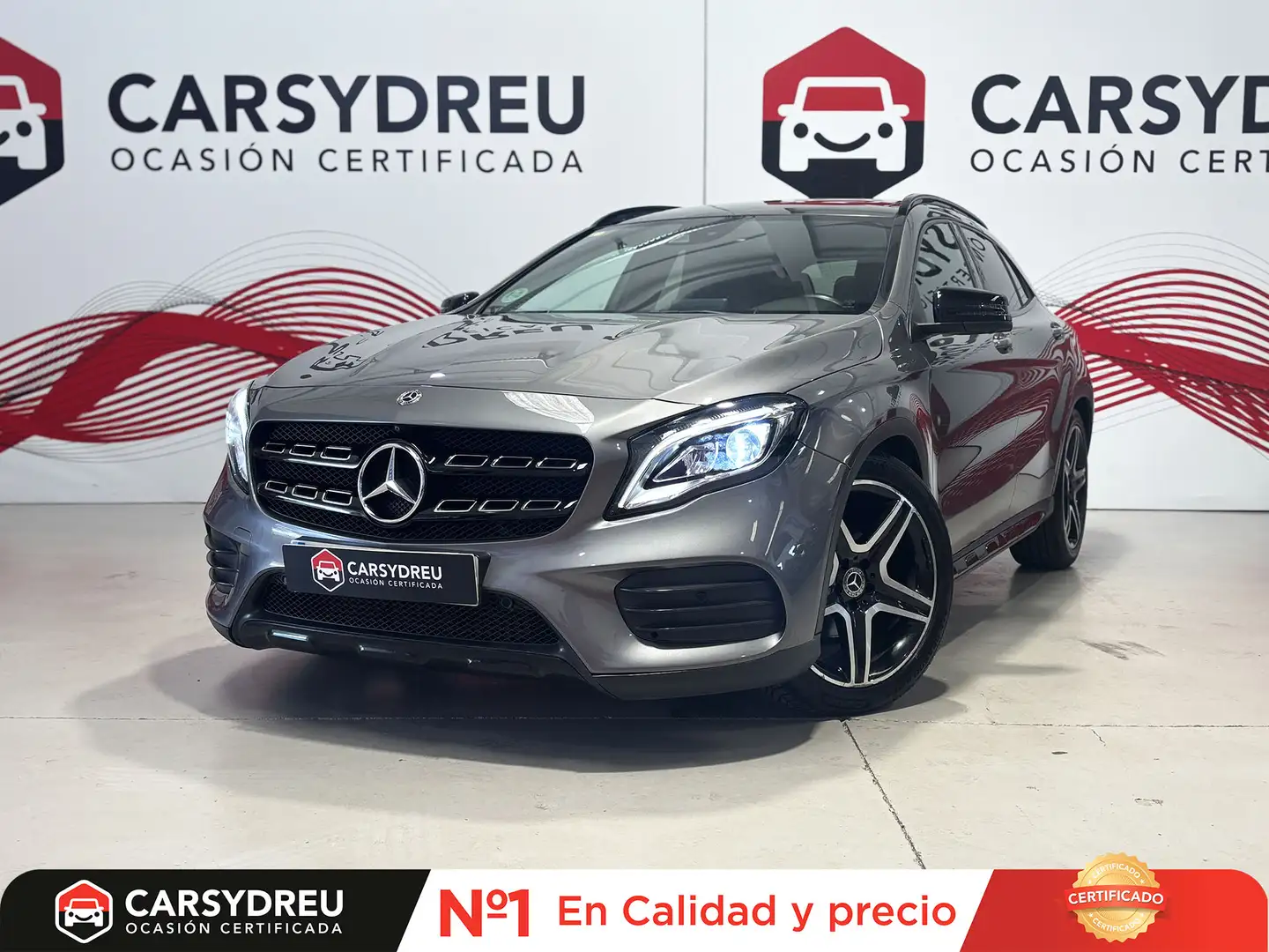 Mercedes-Benz GLA 200 - 1