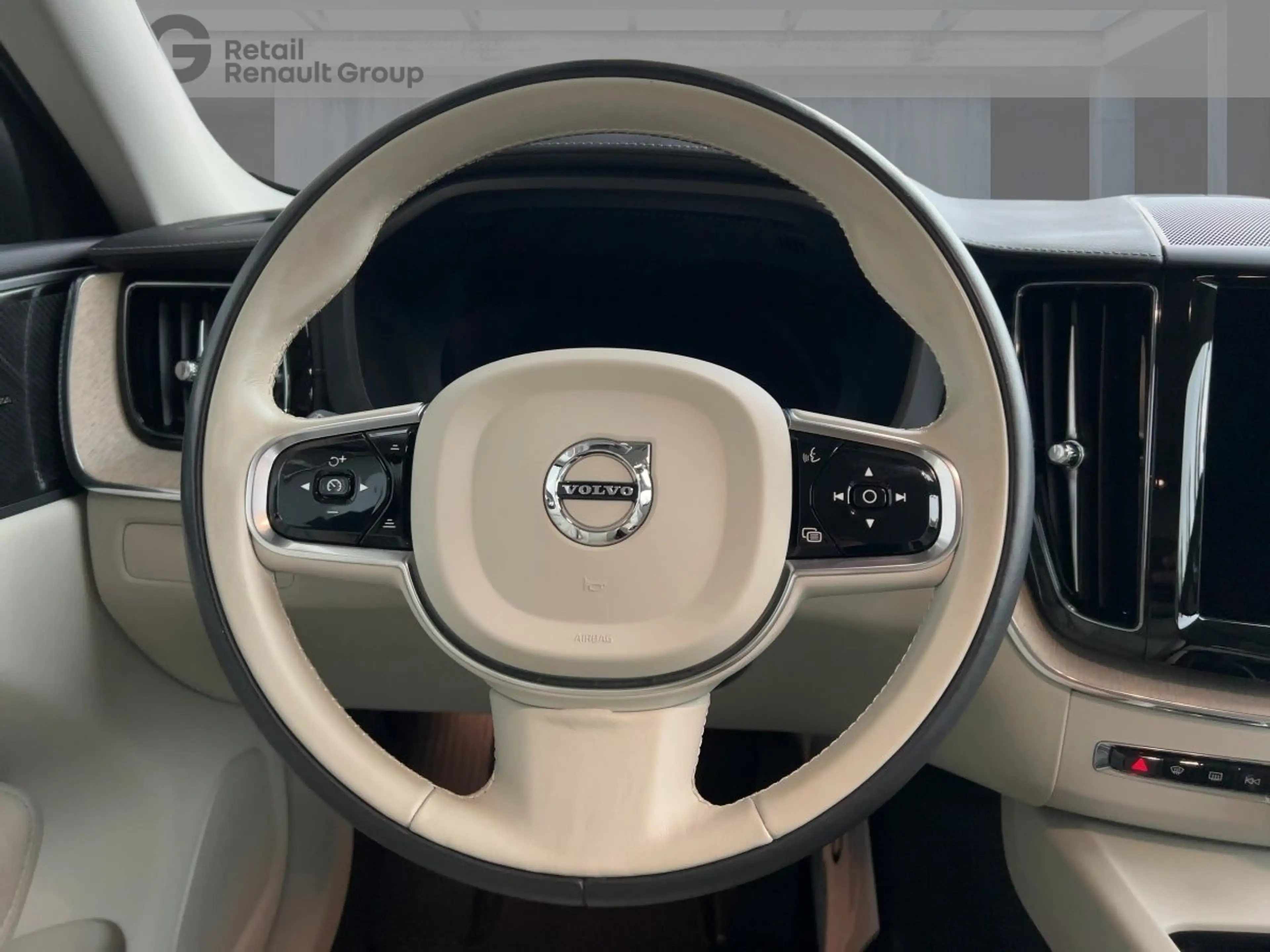 Volvo XC60 XC60 Rückfahrkamera PDC ABS Fahrerairbag ESP ASR — photo 11