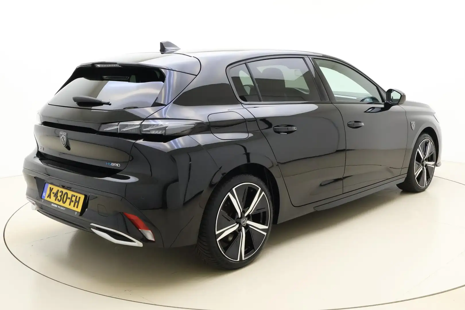 Peugeot 308 1.6 Plug-in Hybrid 180 GT | Apple Carplay/Android Zwart - 2