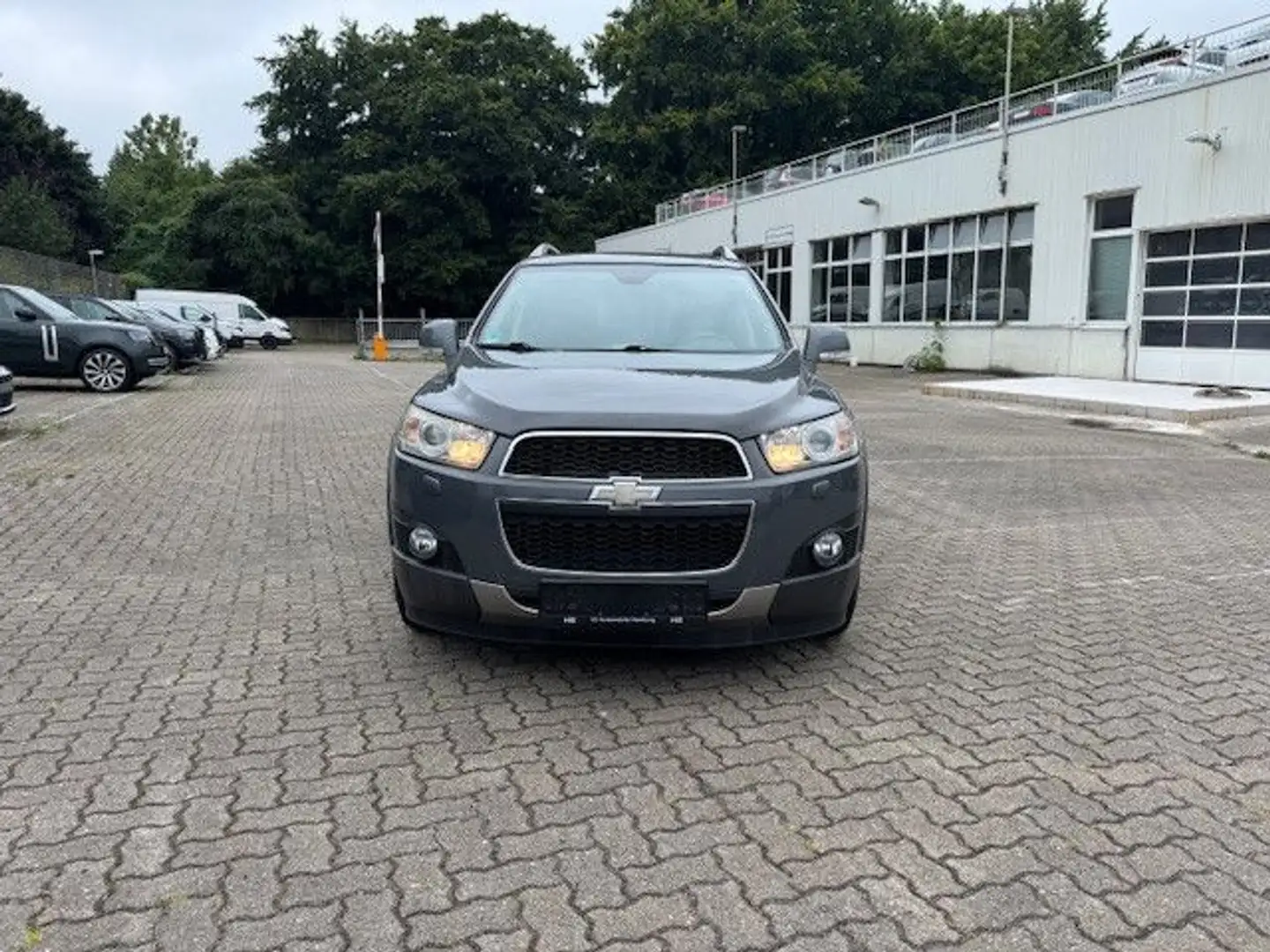 Chevrolet Captiva 2.2 D LT+ 7 Sizpläze Gris - 2