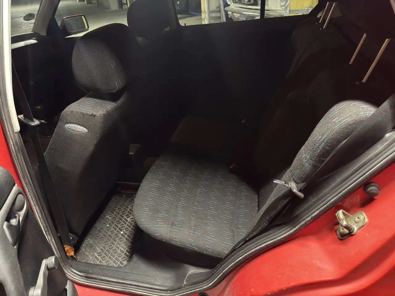 Volkswagen Golf 1.8 (Klima) Family -Rentnerfahrzeug - nur 95.683km, foto 10