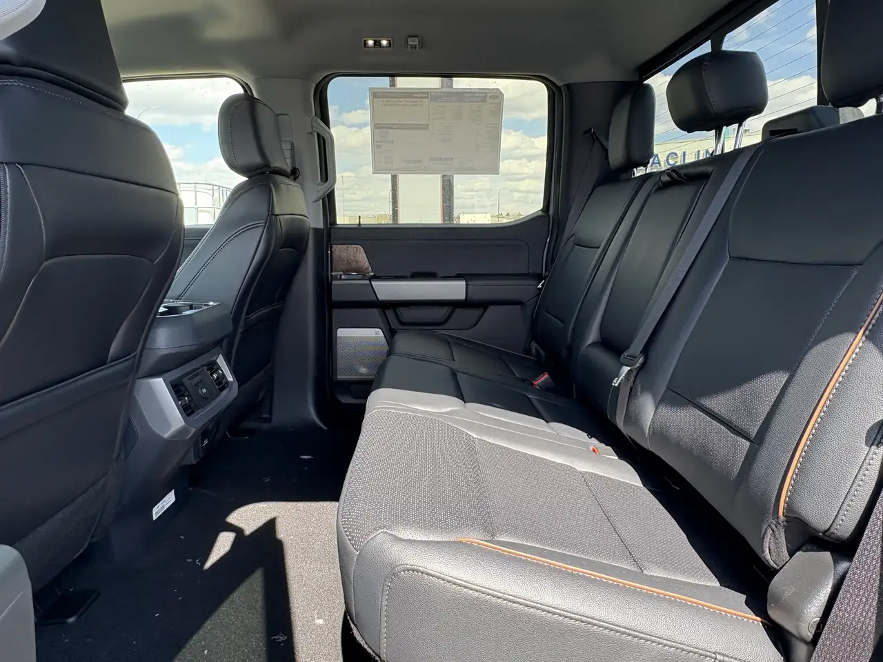 Ford F 350 снимка Ford F 350