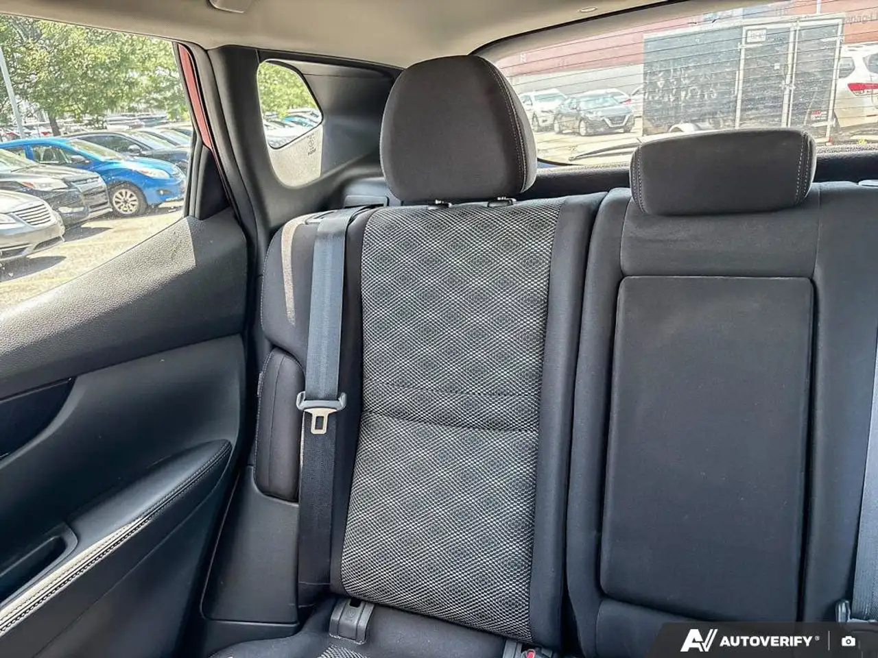 Nissan Qashqai снимка Nissan Qashqai