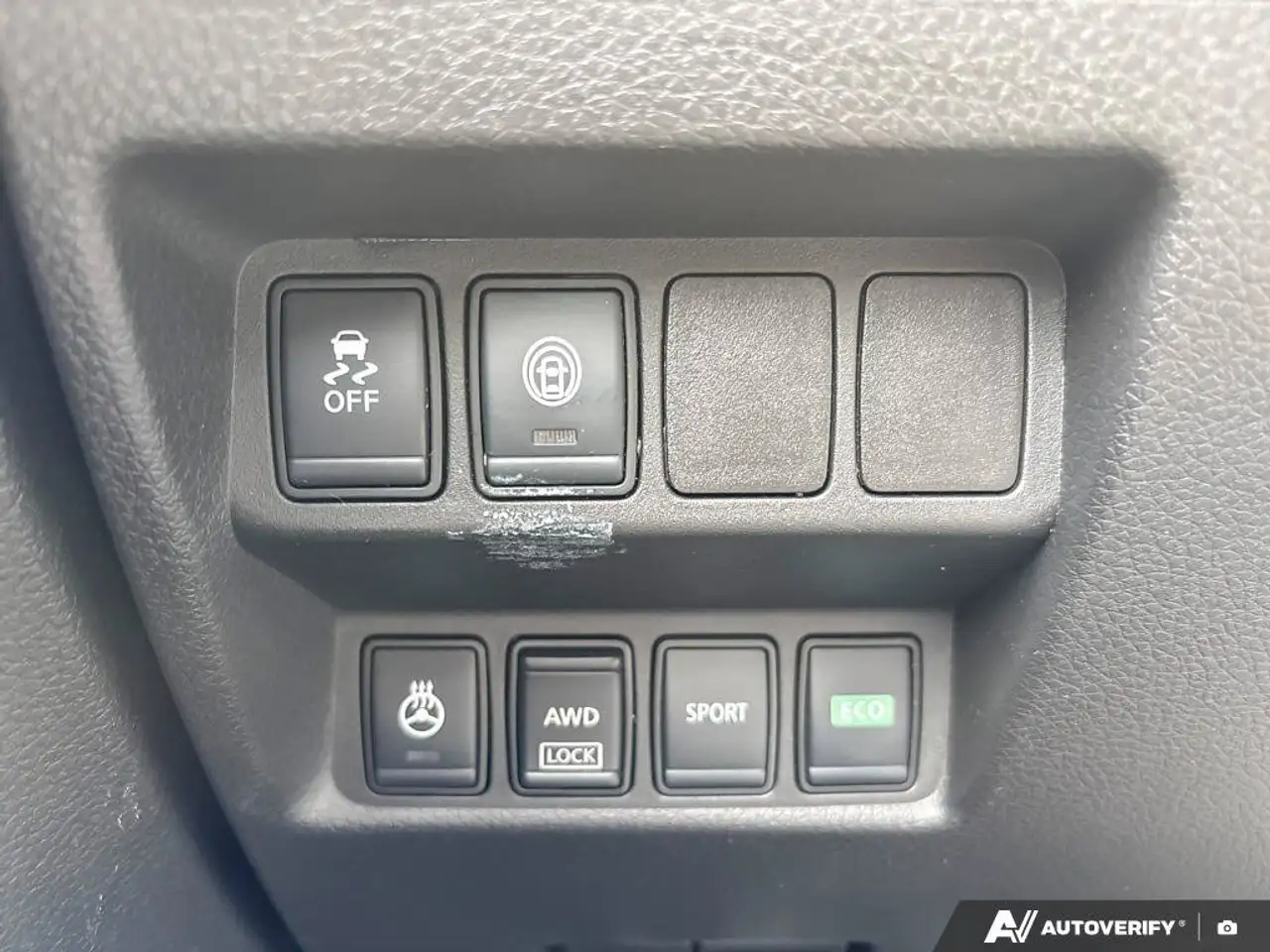 Nissan Qashqai снимка Nissan Qashqai