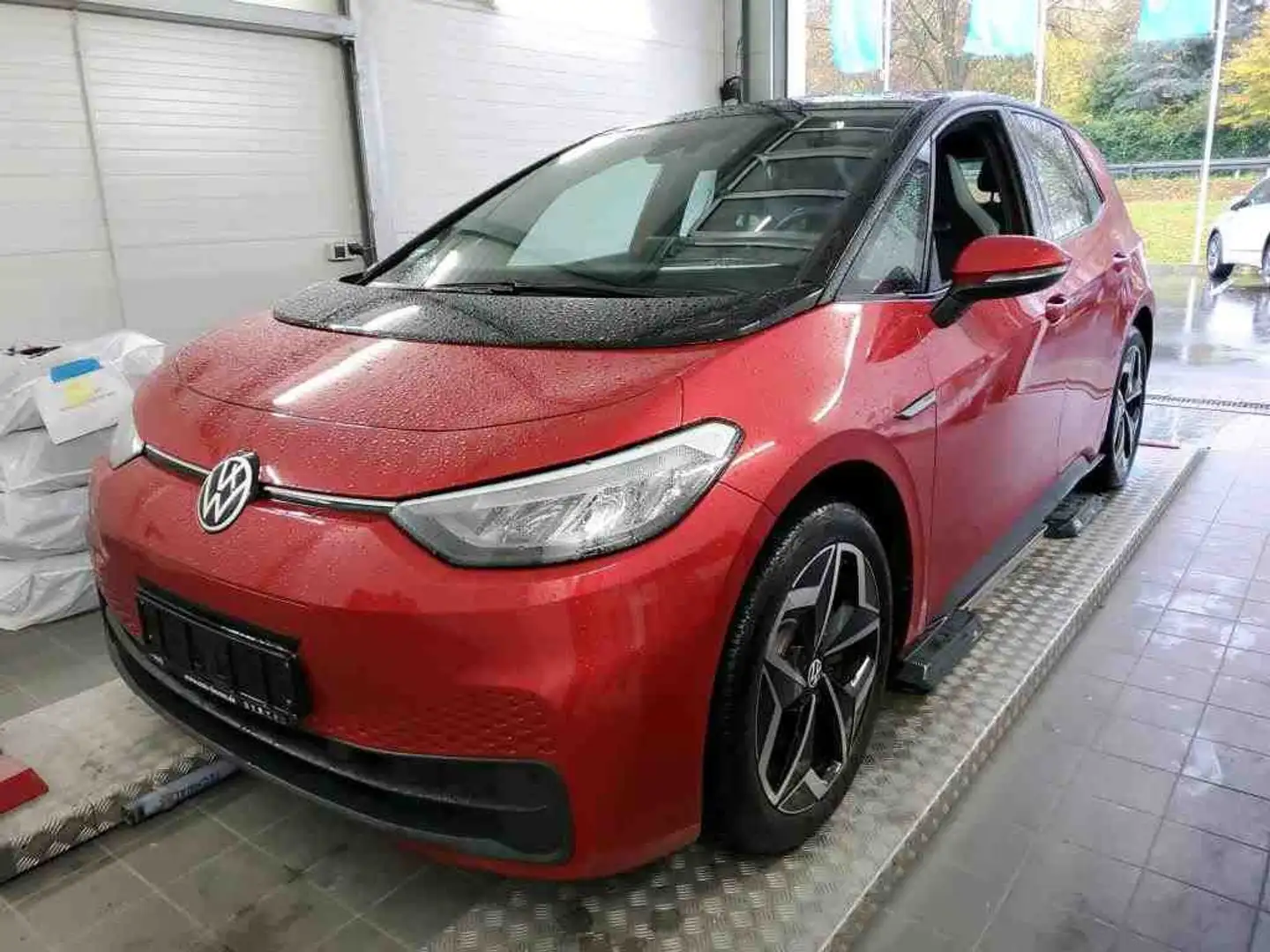 Volkswagen ID.3 Pro 62 kWh +WÄPU +AHK +CARPLAY +19" +LED +ACC +NA Rot - 2