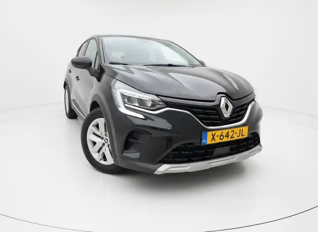 Renault Captur view 4