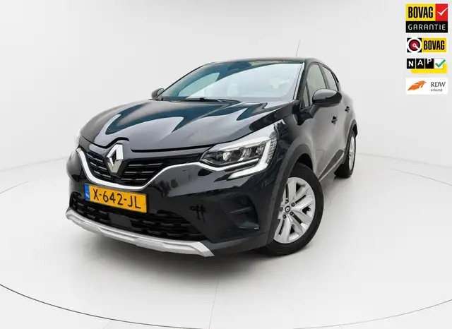 2023 Renault Captur in Black for sale
