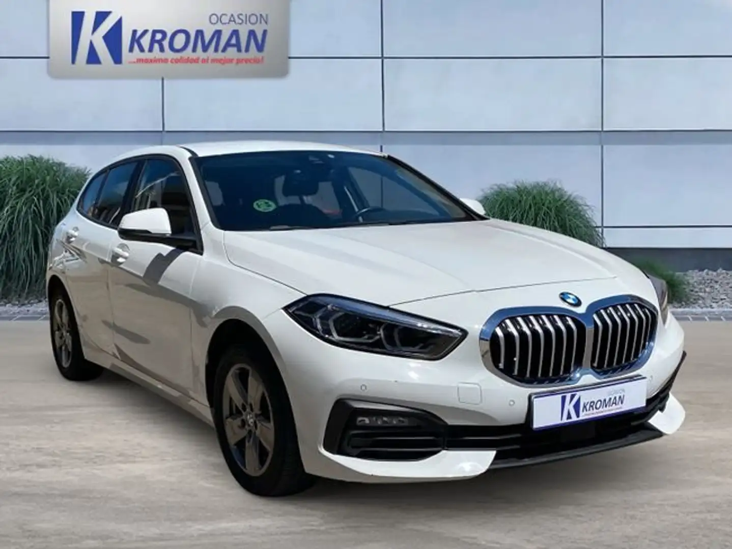 BMW 116 116d Blanco - 1