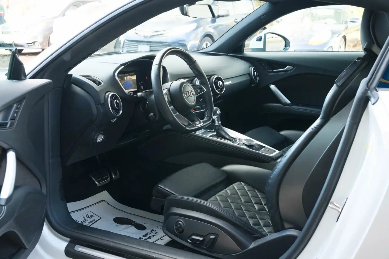 Audi TT снимка Audi TT