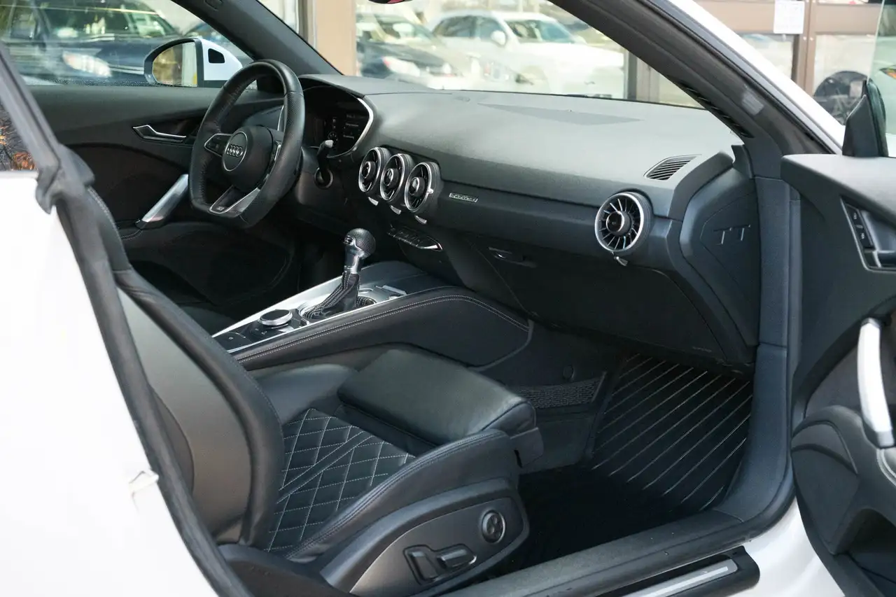 Audi TT снимка Audi TT