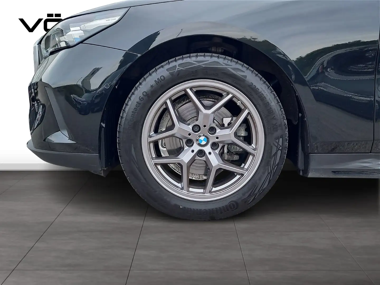 BMW 520 d xDrive Limousine ACC AHK 4-Zonen Klima SHZ Vo+Hi Noir - 2