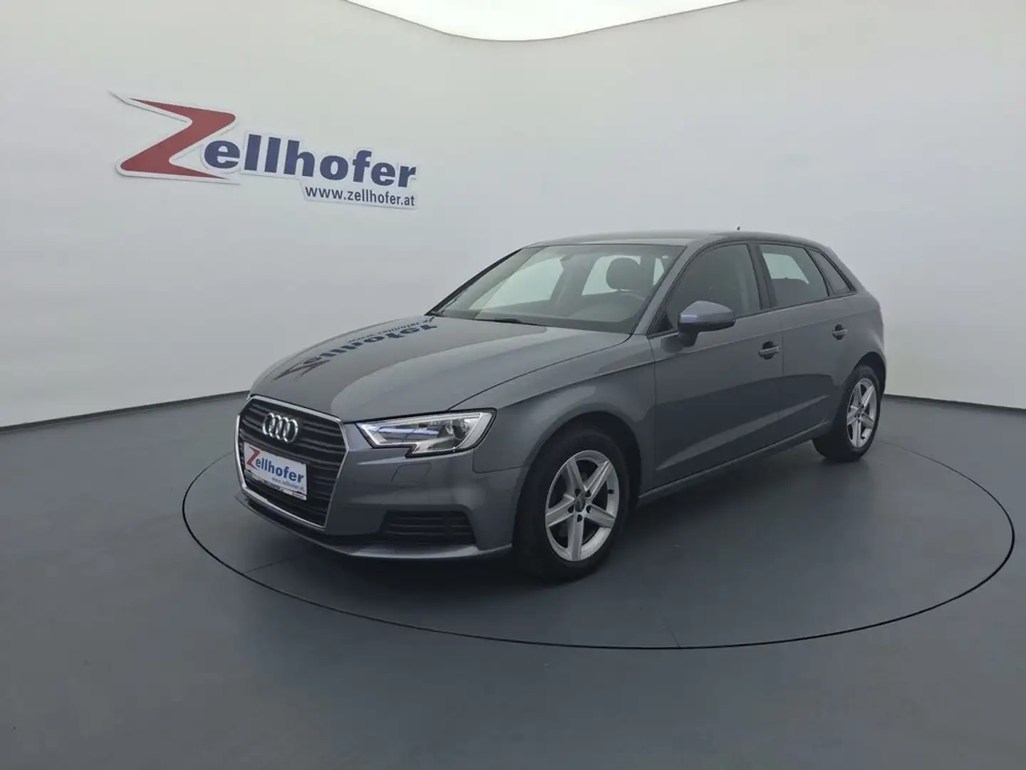 Audi A3 SB 1,6 TDI S-tronic Grau - 2