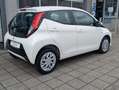 Toyota Aygo AYGO x-play*Klima*LED*DAB*Bluetooth Blanc - thumbnail 6