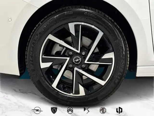 Opel Corsa view 8