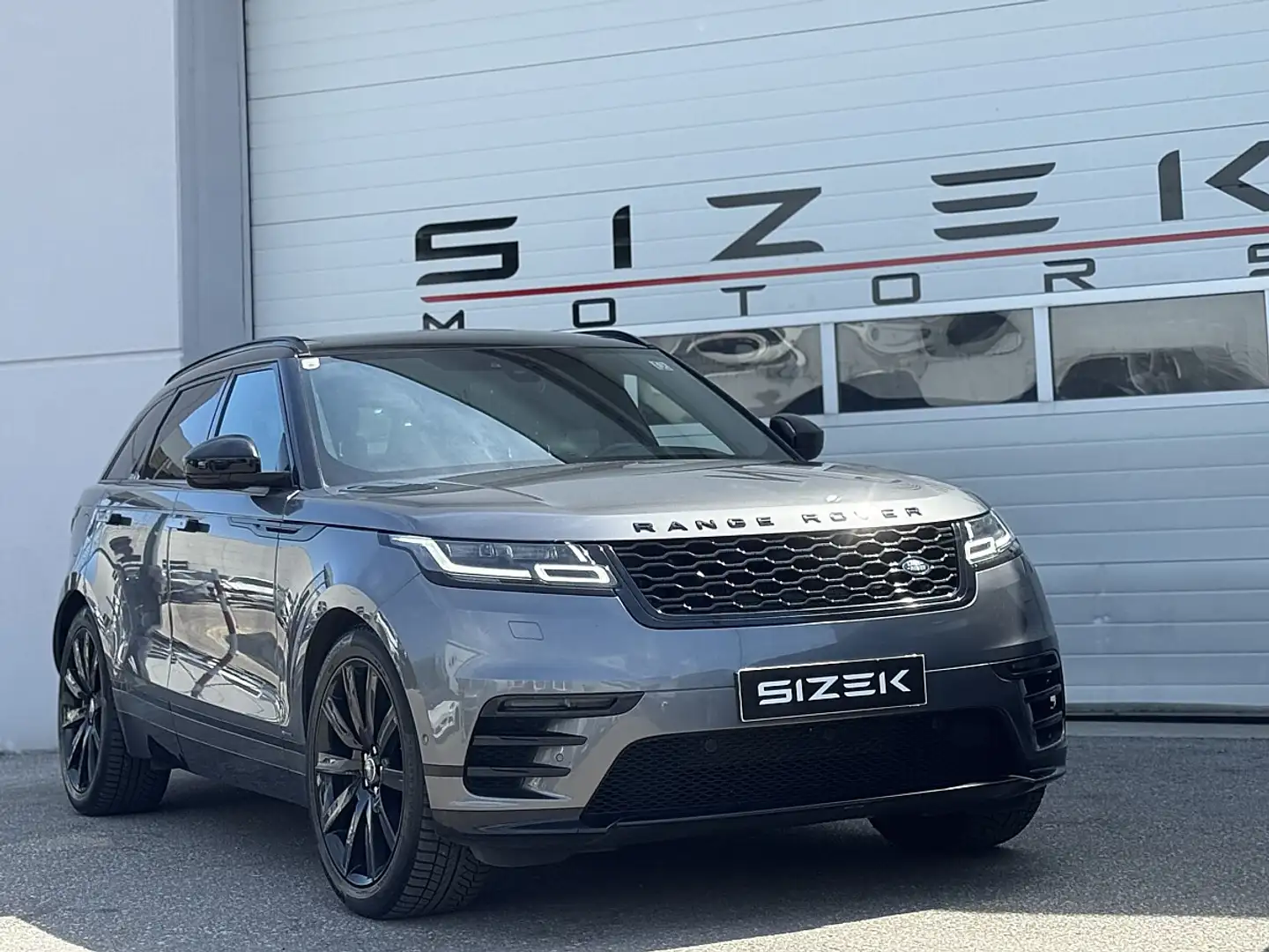 Land Rover Range Rover Velar D300 Allrad R-Dynamic SE Aut. Grau - 2