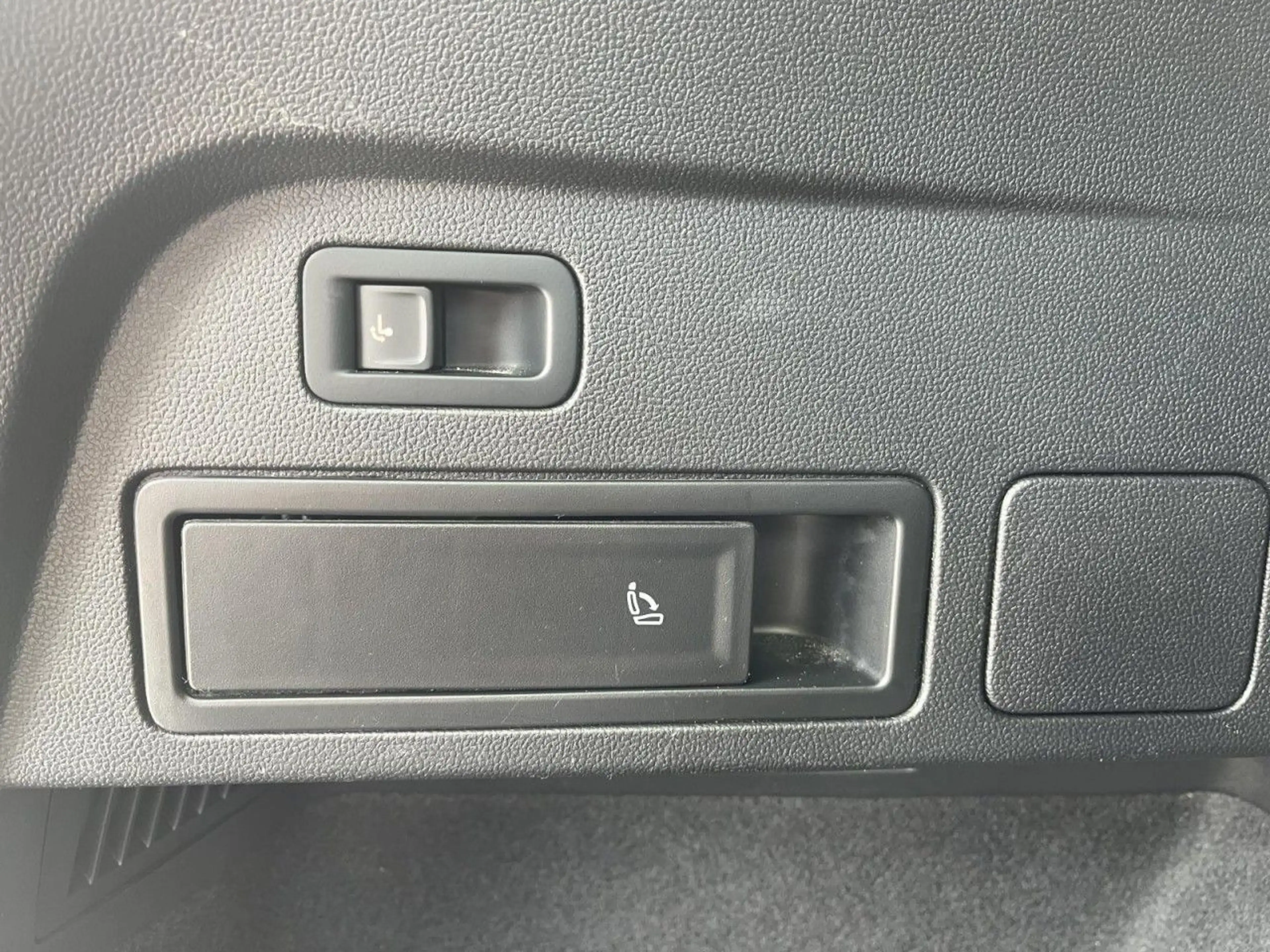 Volkswagen Tiguan Allspace 2.0 TSI R-Line 4Motion (IQLight+ — photo 8