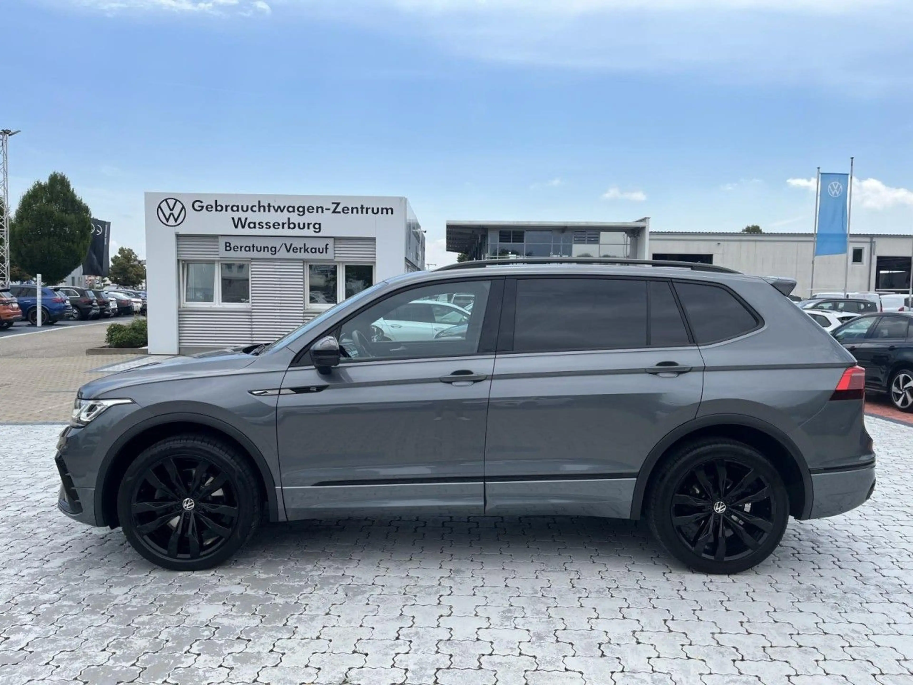 Volkswagen Tiguan Allspace 2.0 TSI R-Line 4Motion (IQLight+ — photo 4