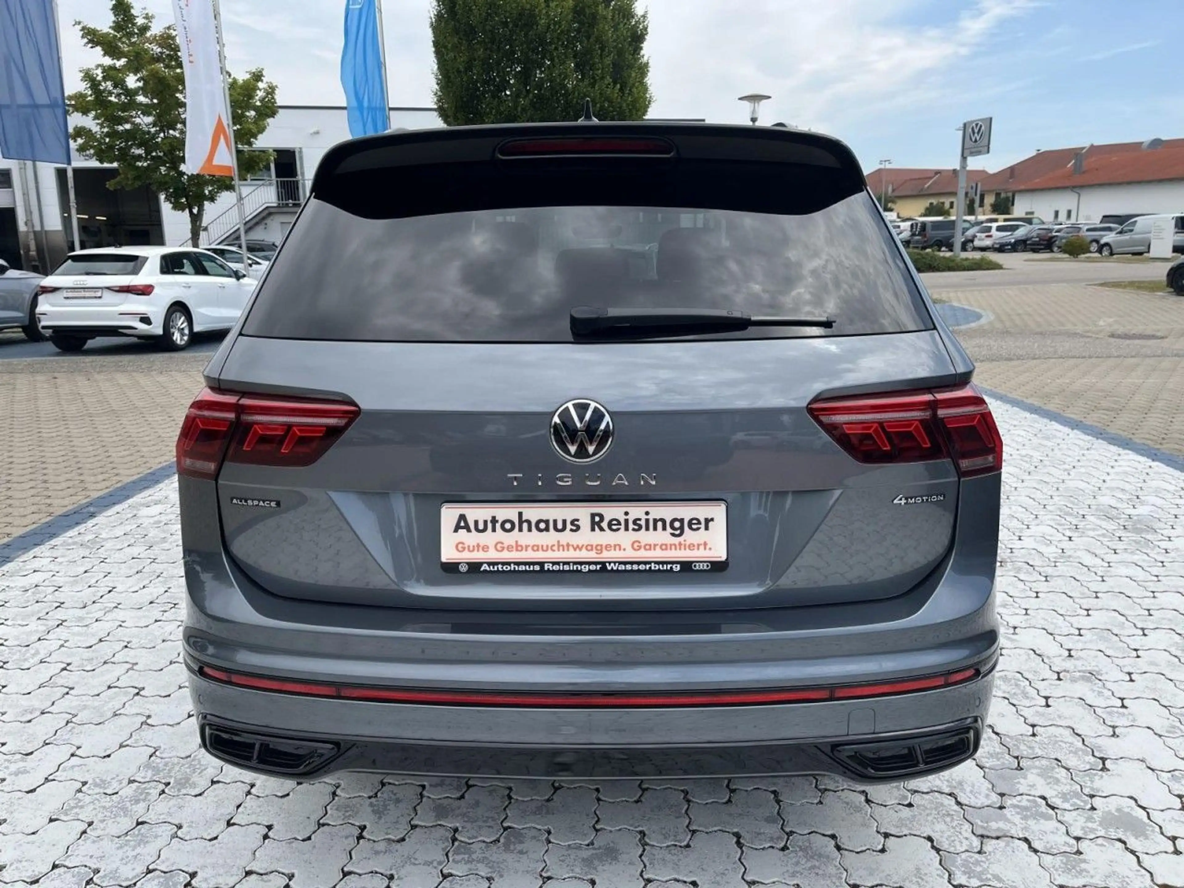 Volkswagen Tiguan Allspace 2.0 TSI R-Line 4Motion (IQLight+ — photo 5