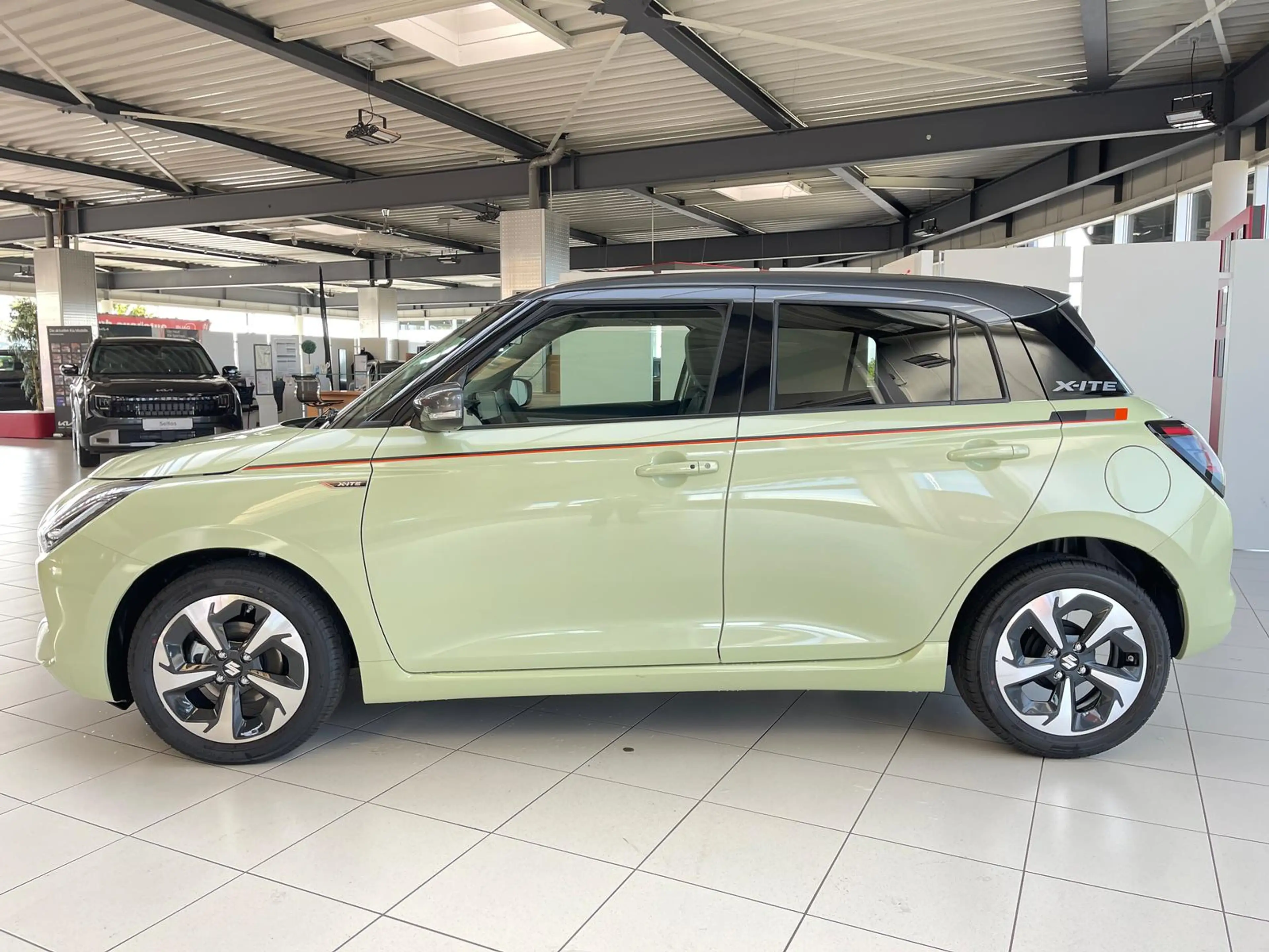 Suzuki Swift 1.2 COMFORT+ CVT X-ITE — photo 3