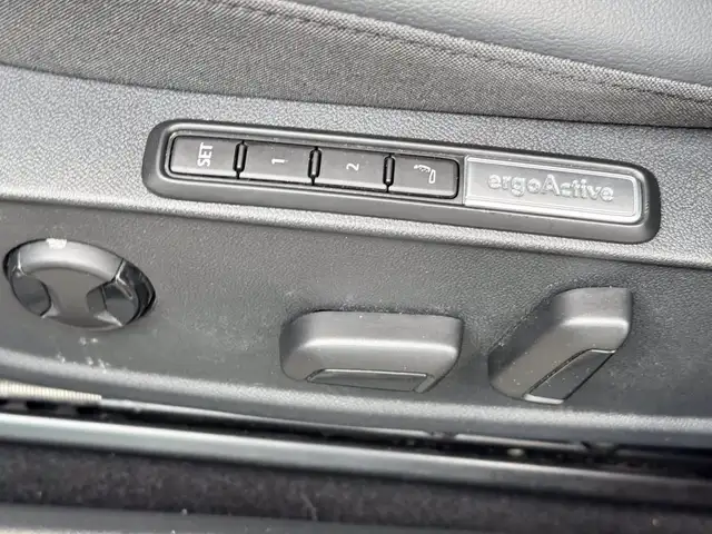 Volkswagen Golf view 21