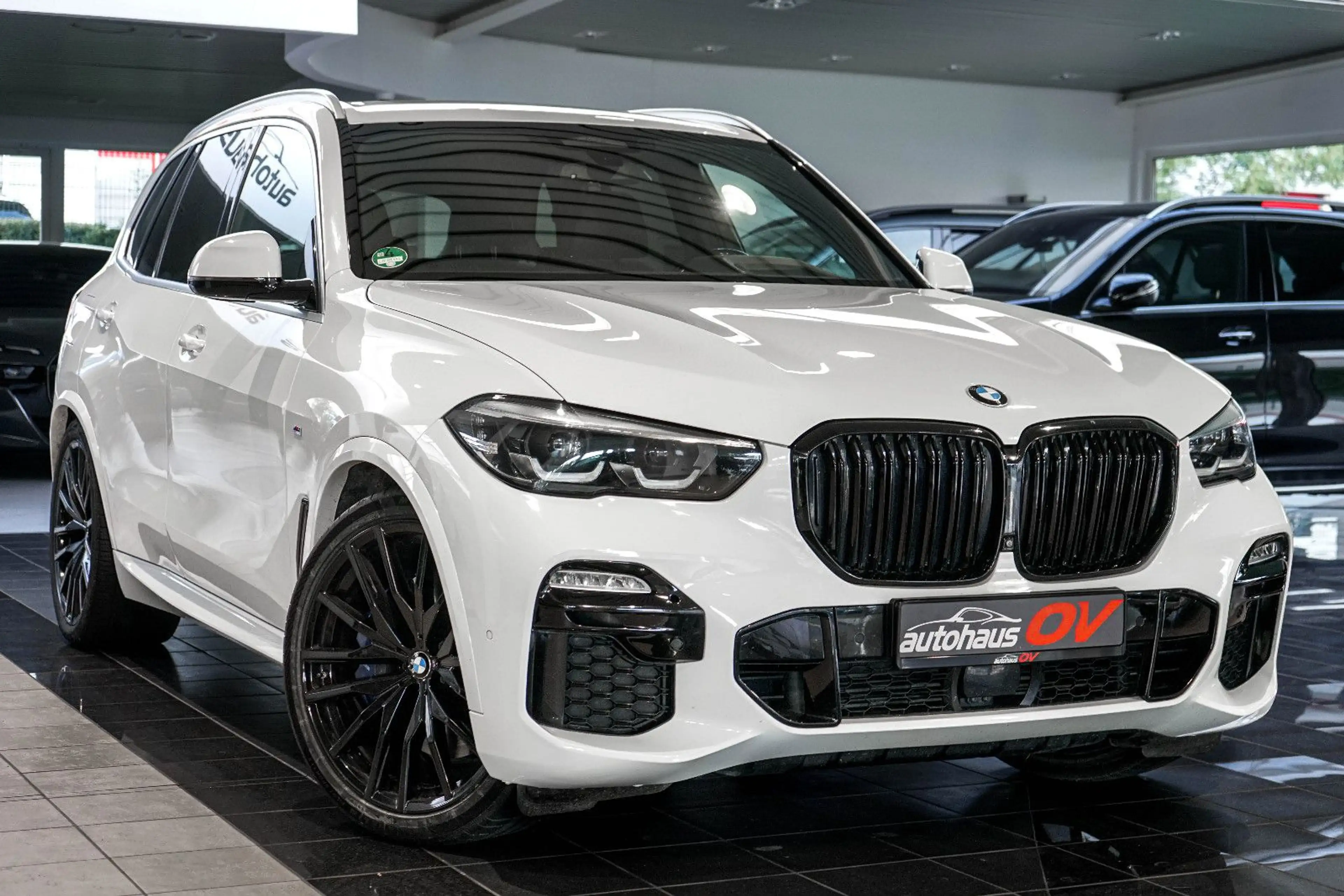 BMW X5 30xd M Sport*DvD*Head*360*Distro*7xSitze*22Zo — photo 9