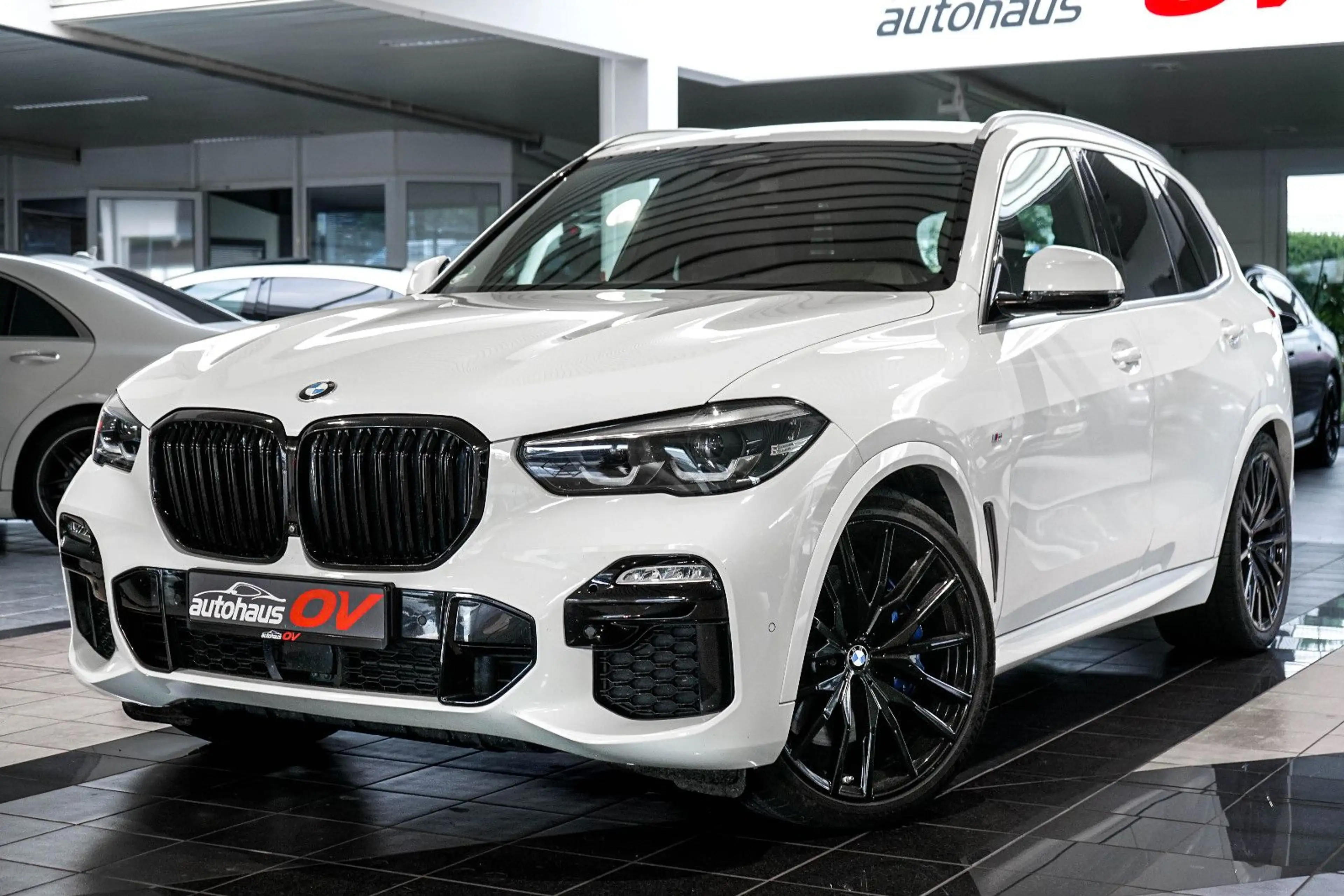 BMW X5 30xd M Sport*DvD*Head*360*Distro*7xSitze*22Zo — photo 8