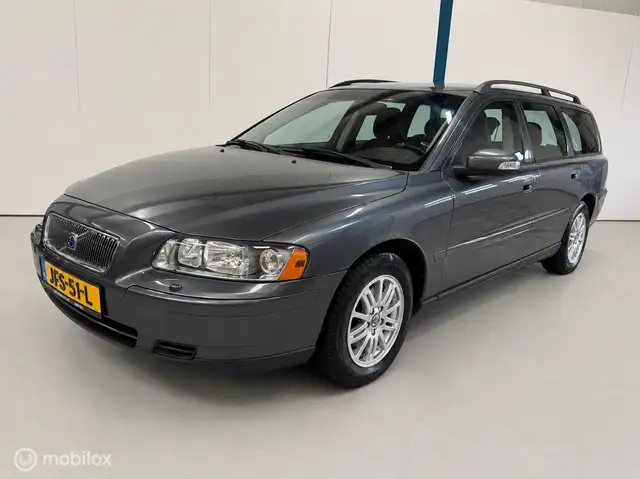 Volvo V70 2.4 Kinetic 170PK / YOUNGTIMER