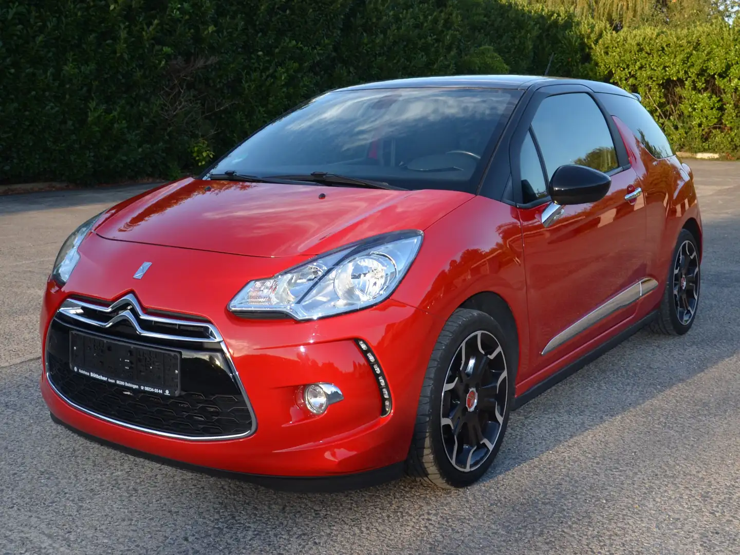 Citroen DS3 DS3 THP 155 SportChic Rouge - 1