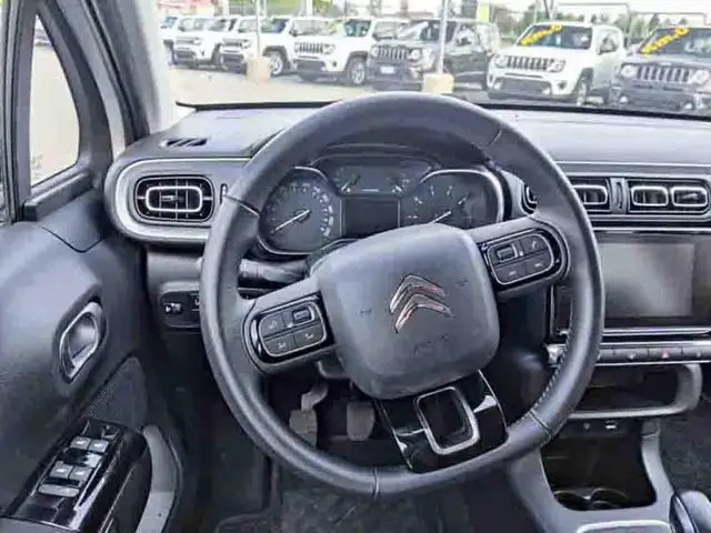 Citroen C3 view 10