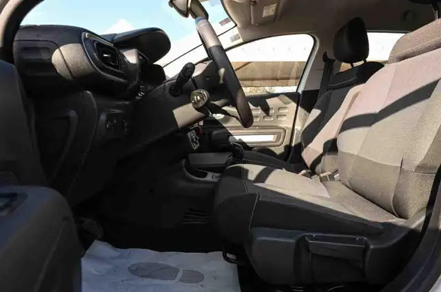Citroen C3 view 11