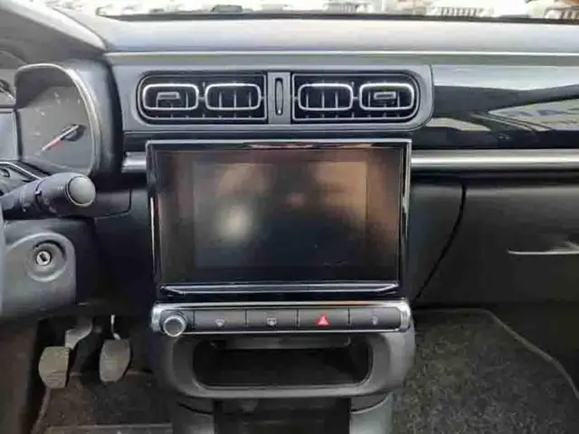 Citroen C3 view 9