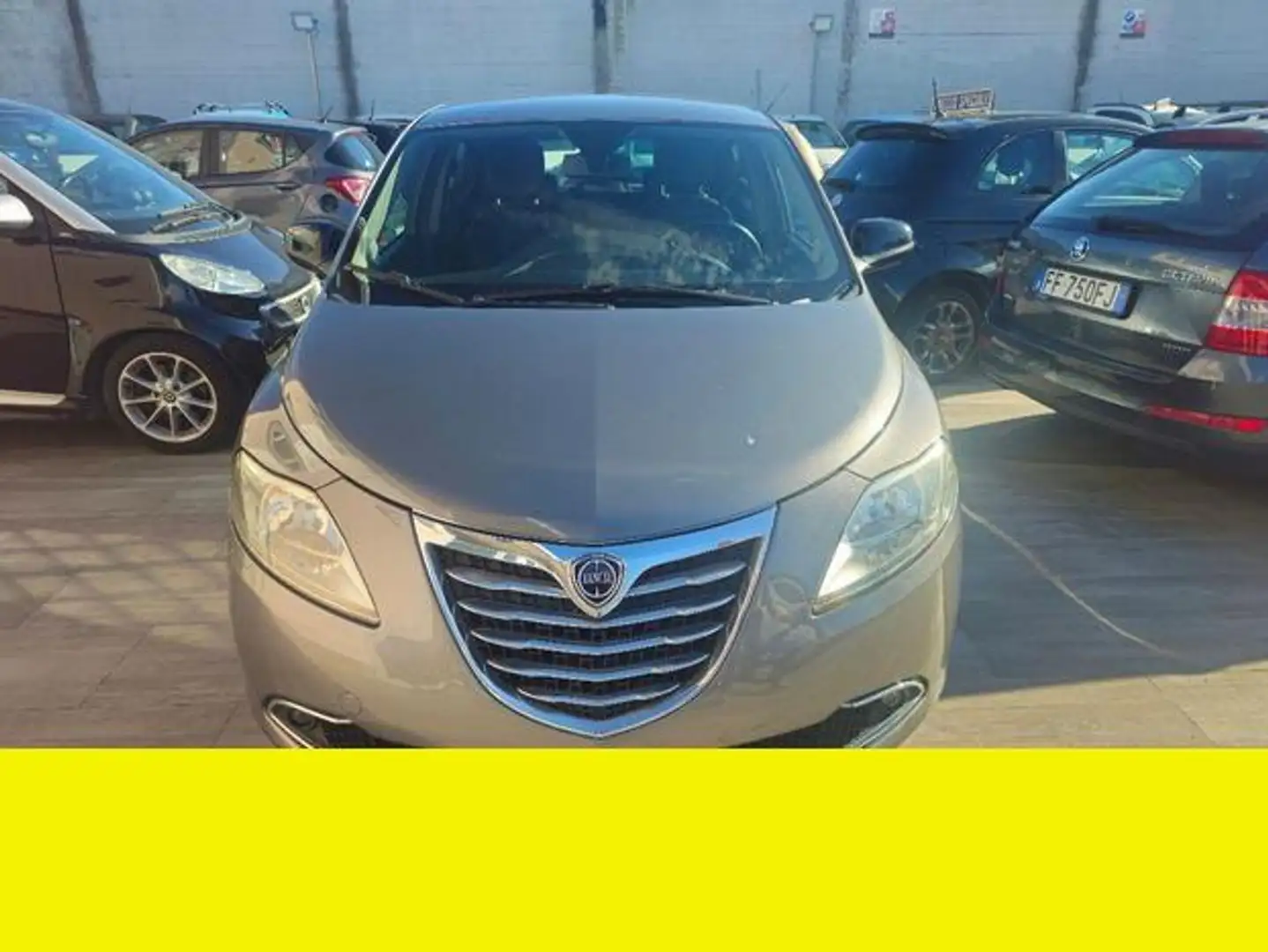 Lancia Ypsilon - 1