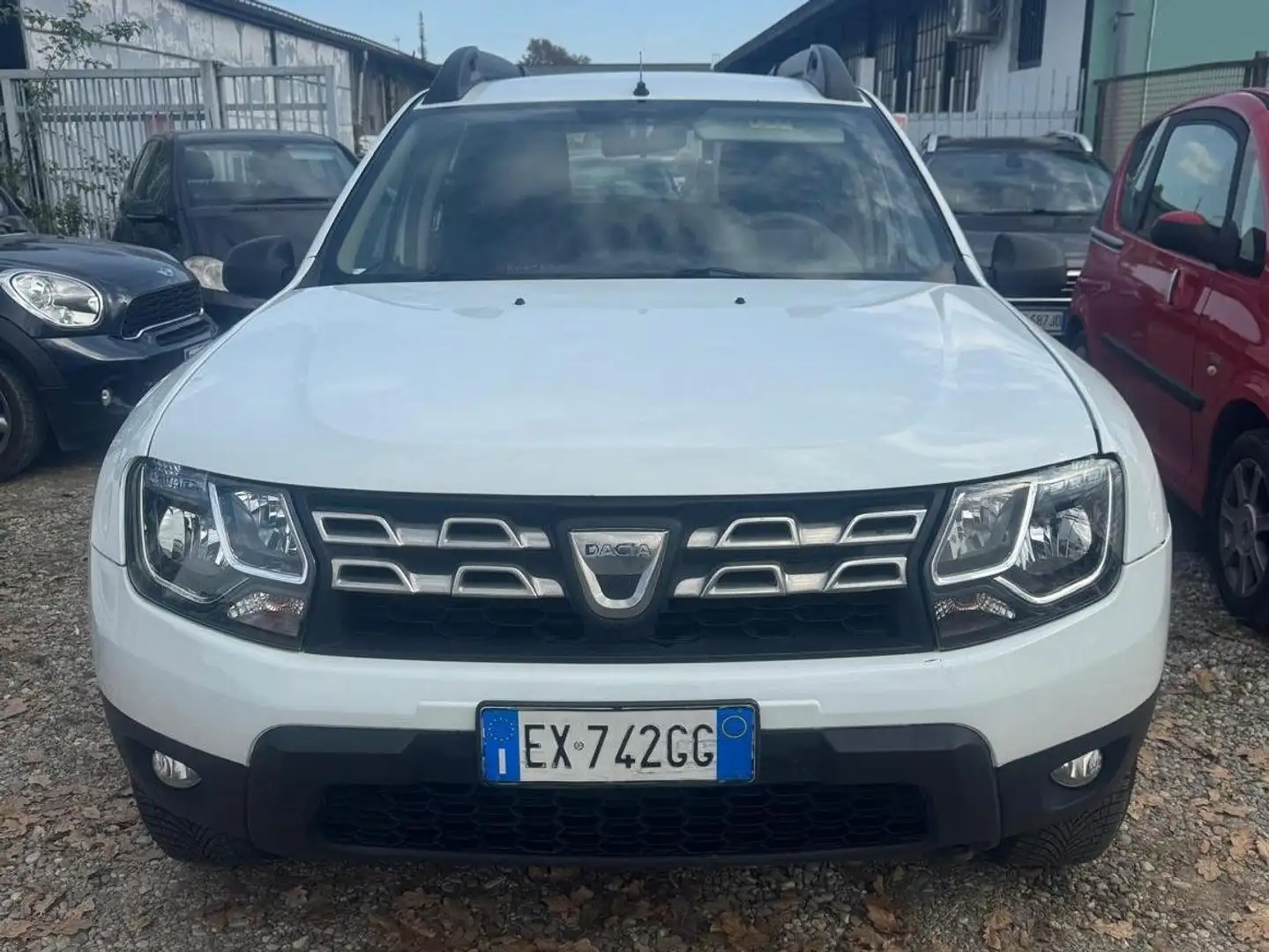 Dacia Duster Duster I 2014 1.6 Laureate Gpl 4x2 105cv Weiß - 1