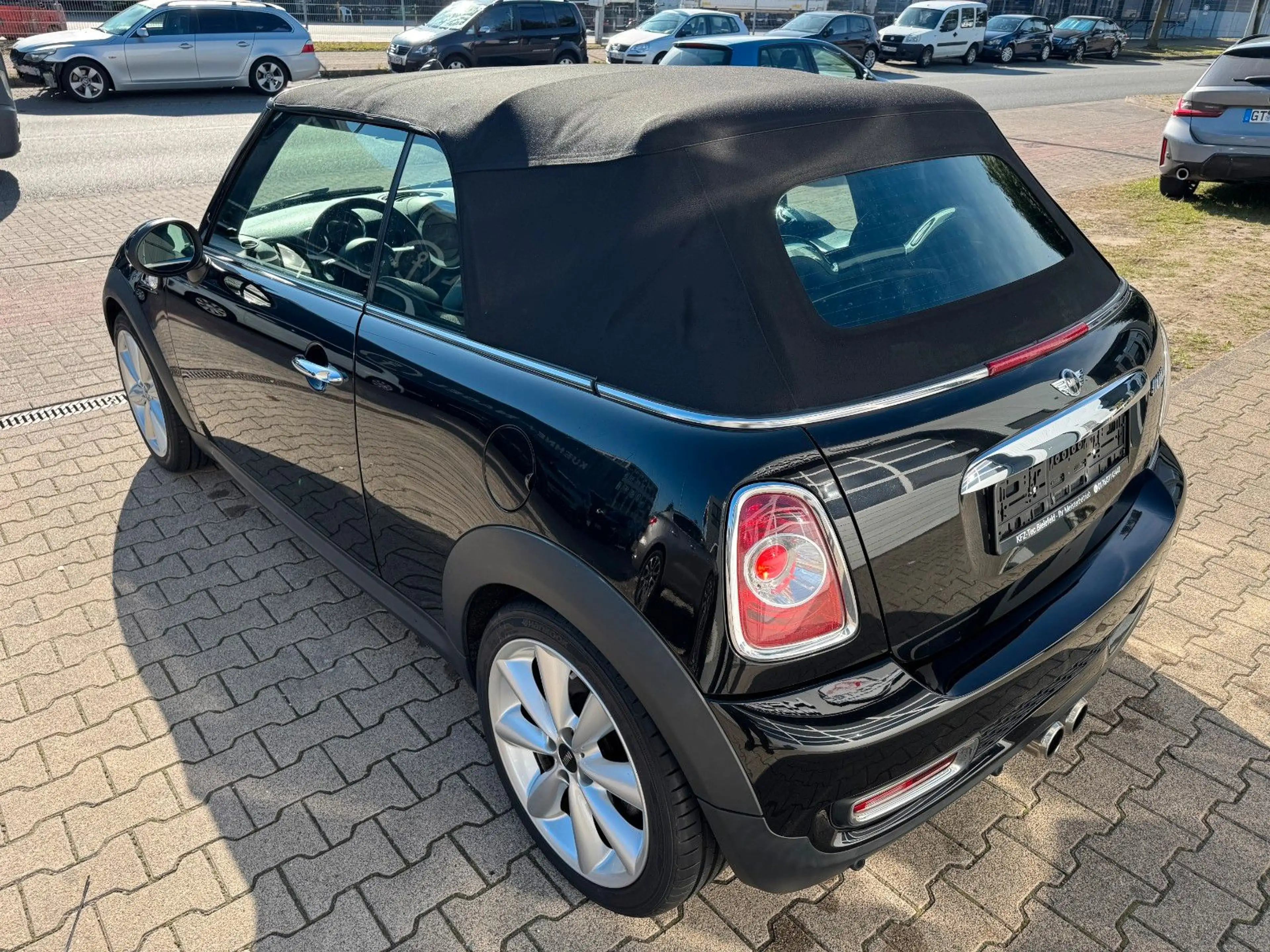 MINI Cooper S COOPER S Cabrio Cooper S — photo 2