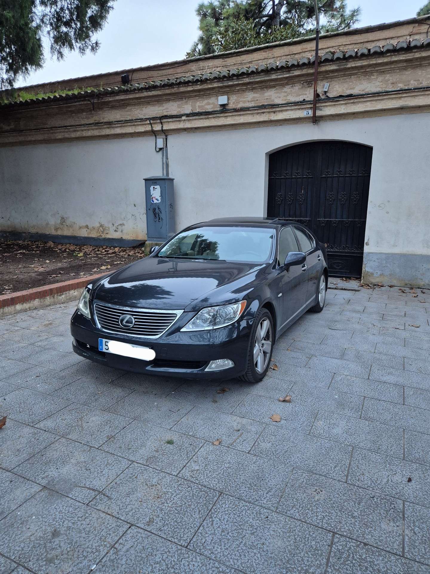 Lexus LS 460 President Aut. - foto 1