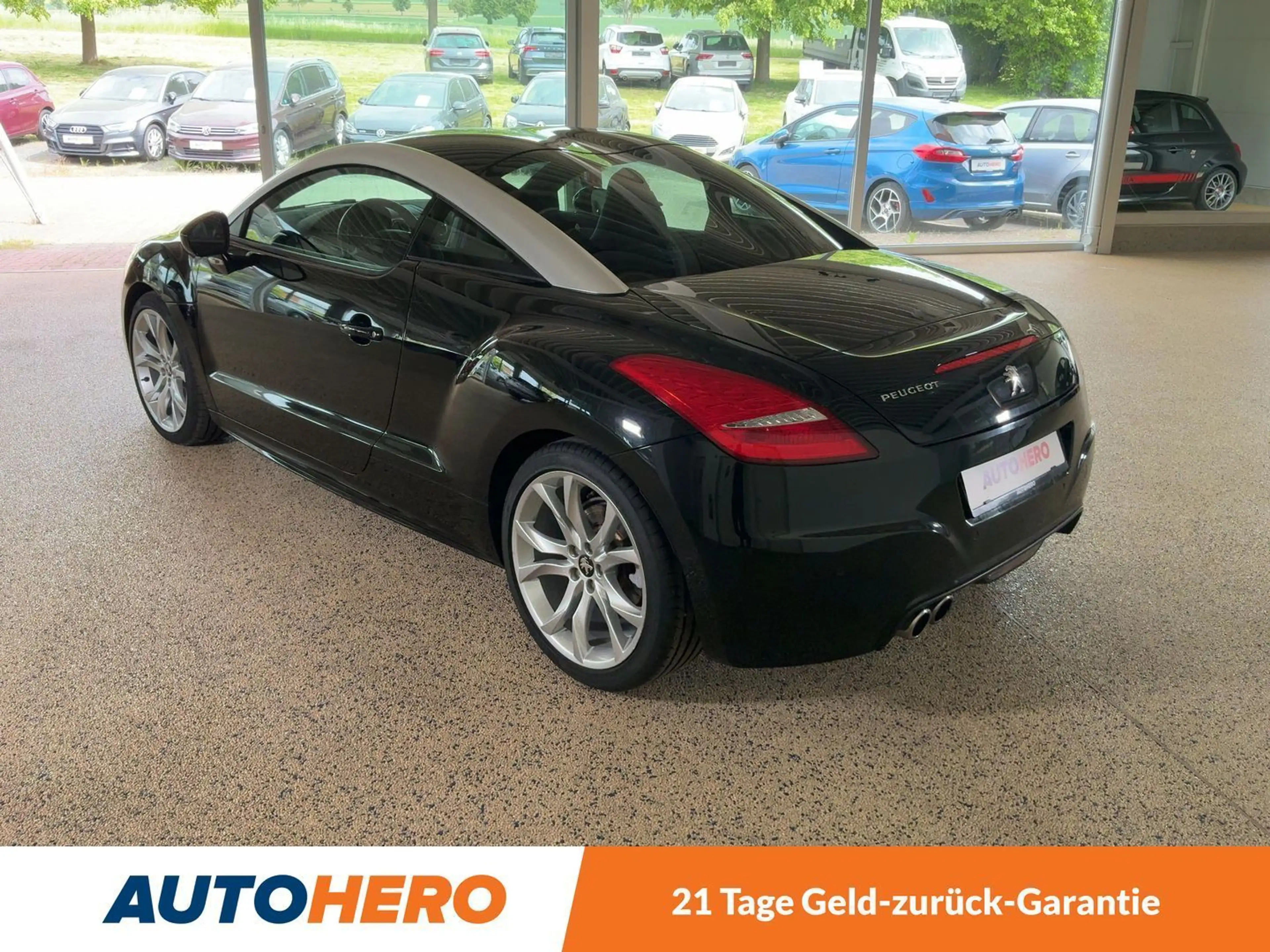 Peugeot RCZ 1.6 Turbo Basis *NAVI*BI-XENON*TEMPO*PDC*SHZ* — photo 4