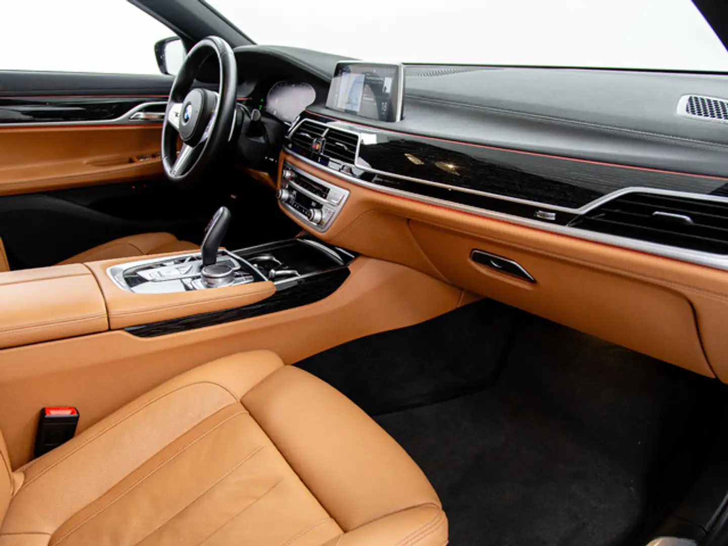 BMW 740 740dA xDrive Zwart - 2