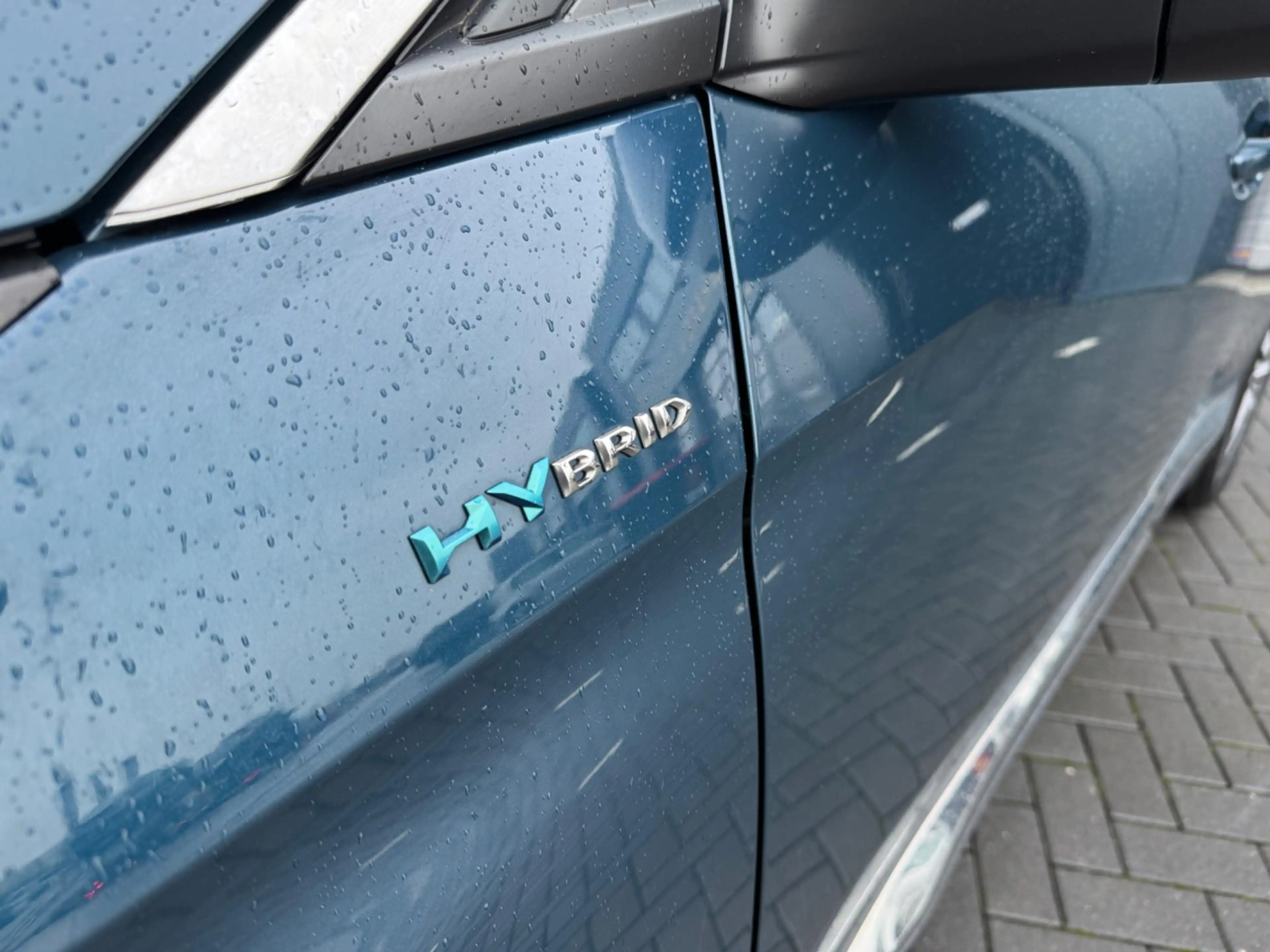 Peugeot 3008 1.6 HYbrid 225 360°Camera Nav — photo 6