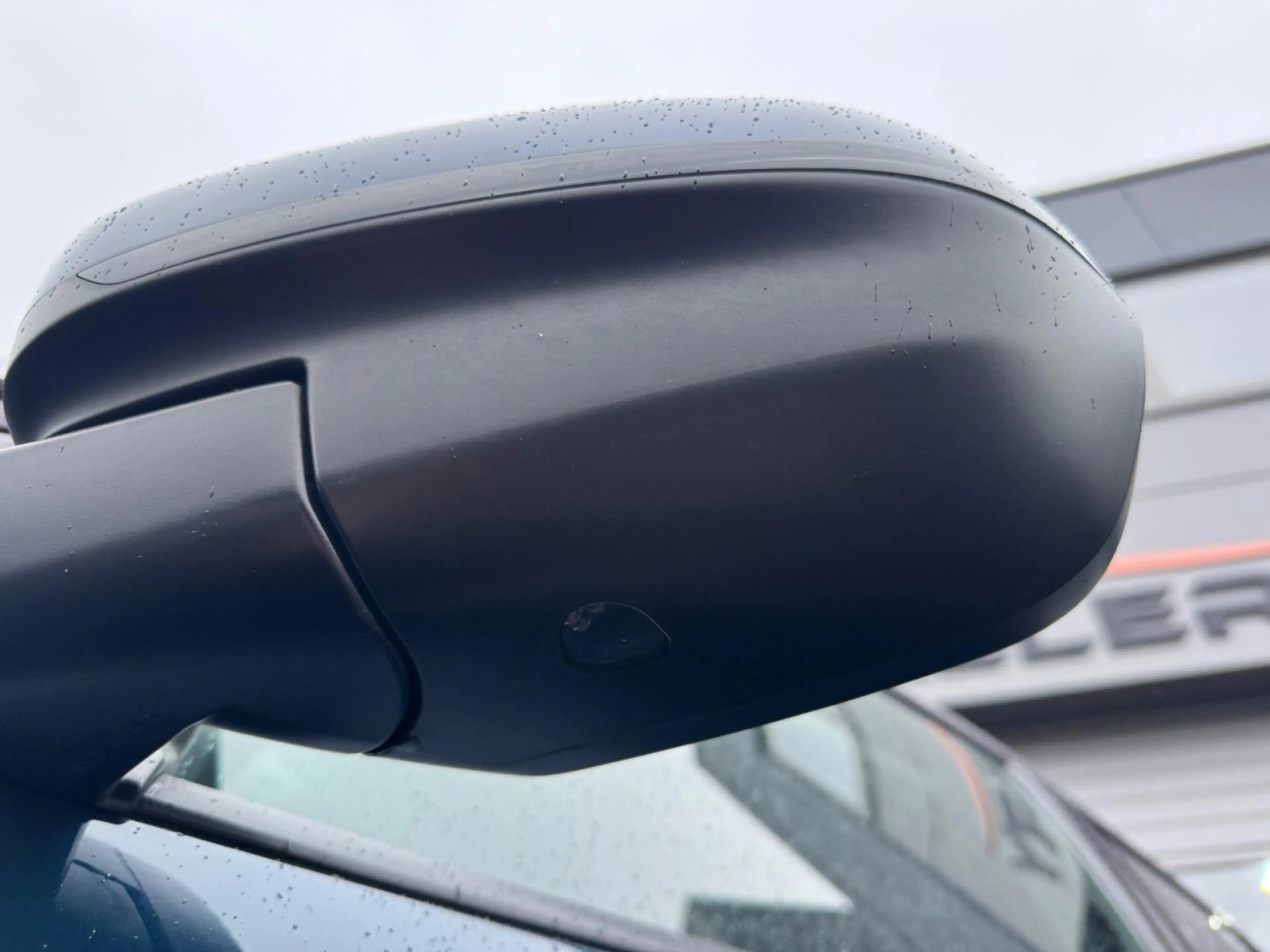 Peugeot 3008 1.6 HYbrid 225 360°Camera Nav — photo 9