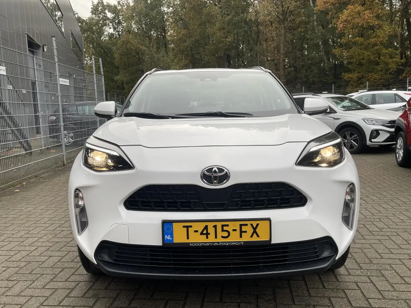 Toyota Yaris Cross 1.5 VVT-I Active Trekhaak Wit - 2