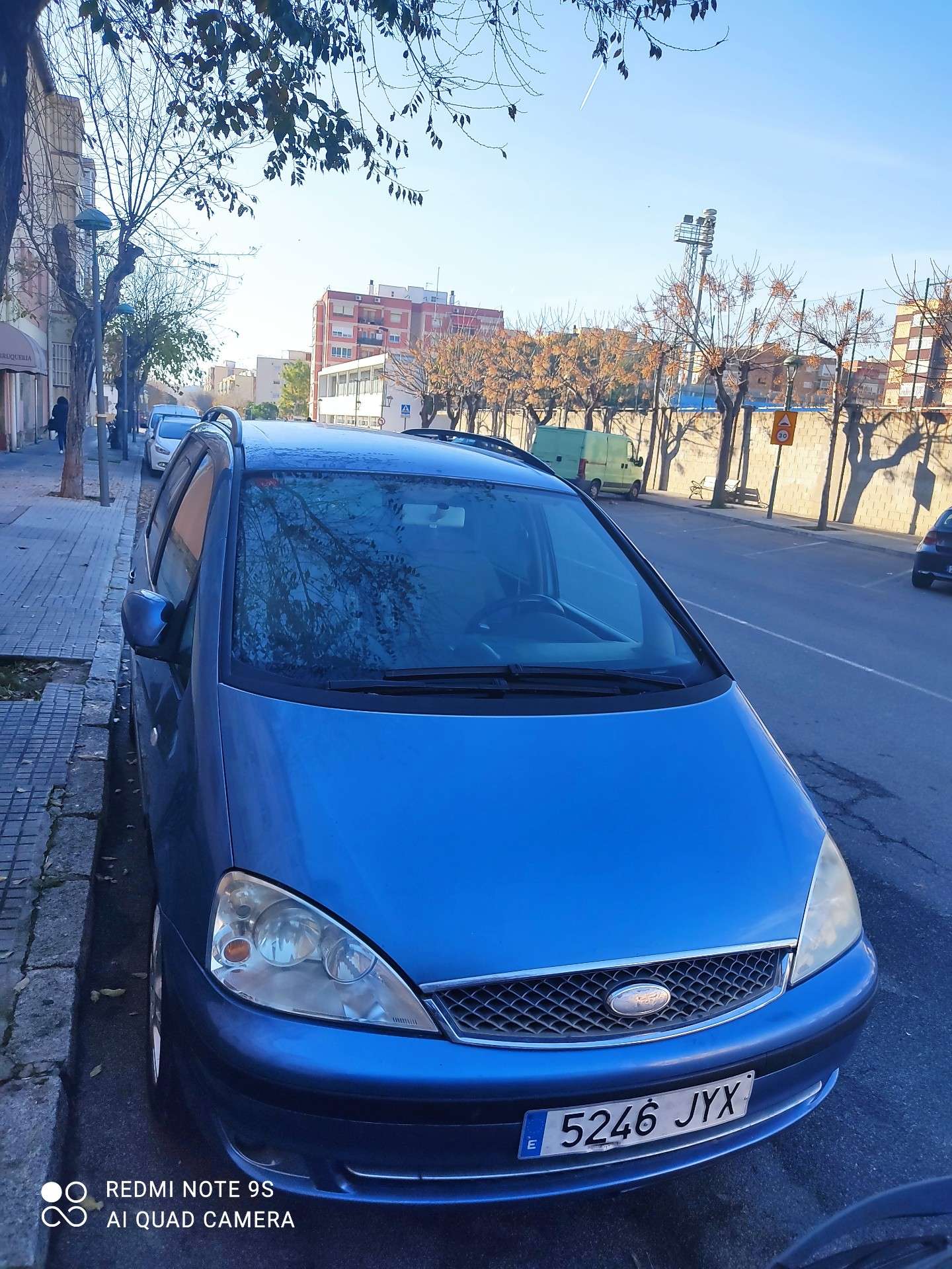 Ford Galaxy 1.9TDi Trend 130 - foto 1