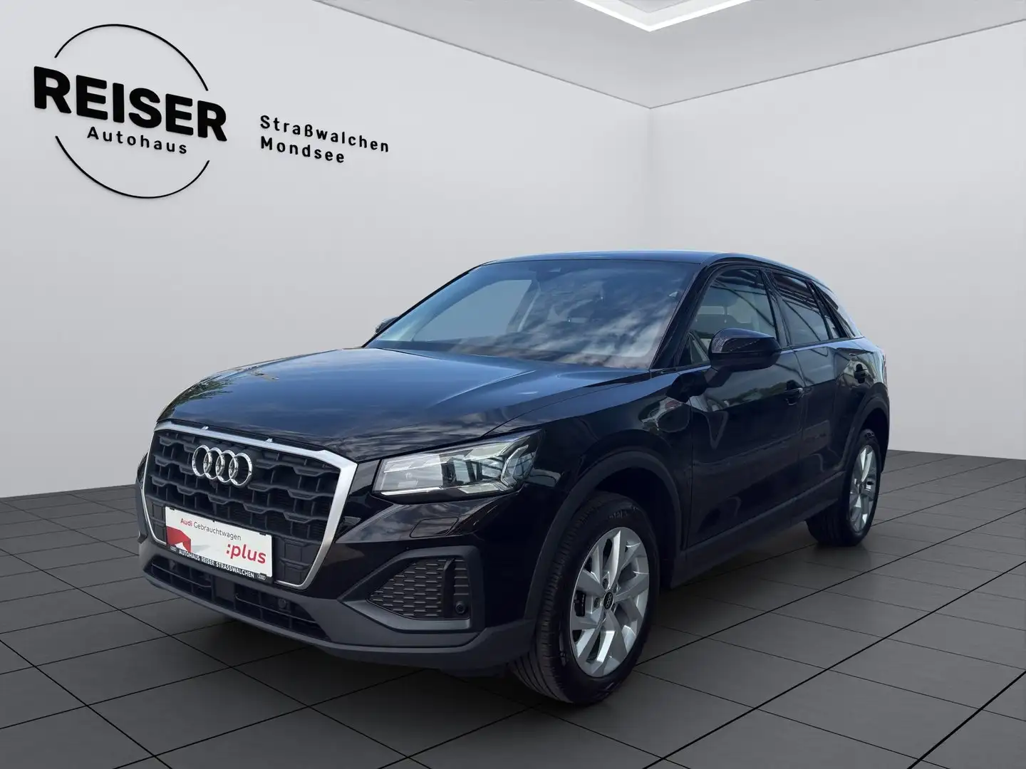 Audi Q2 30 TFSI intense Schwarz - 2
