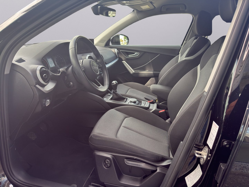 Audi Q2 30 TFSI intense — photo 9