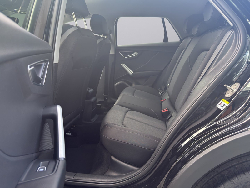 Audi Q2 30 TFSI intense — photo 11