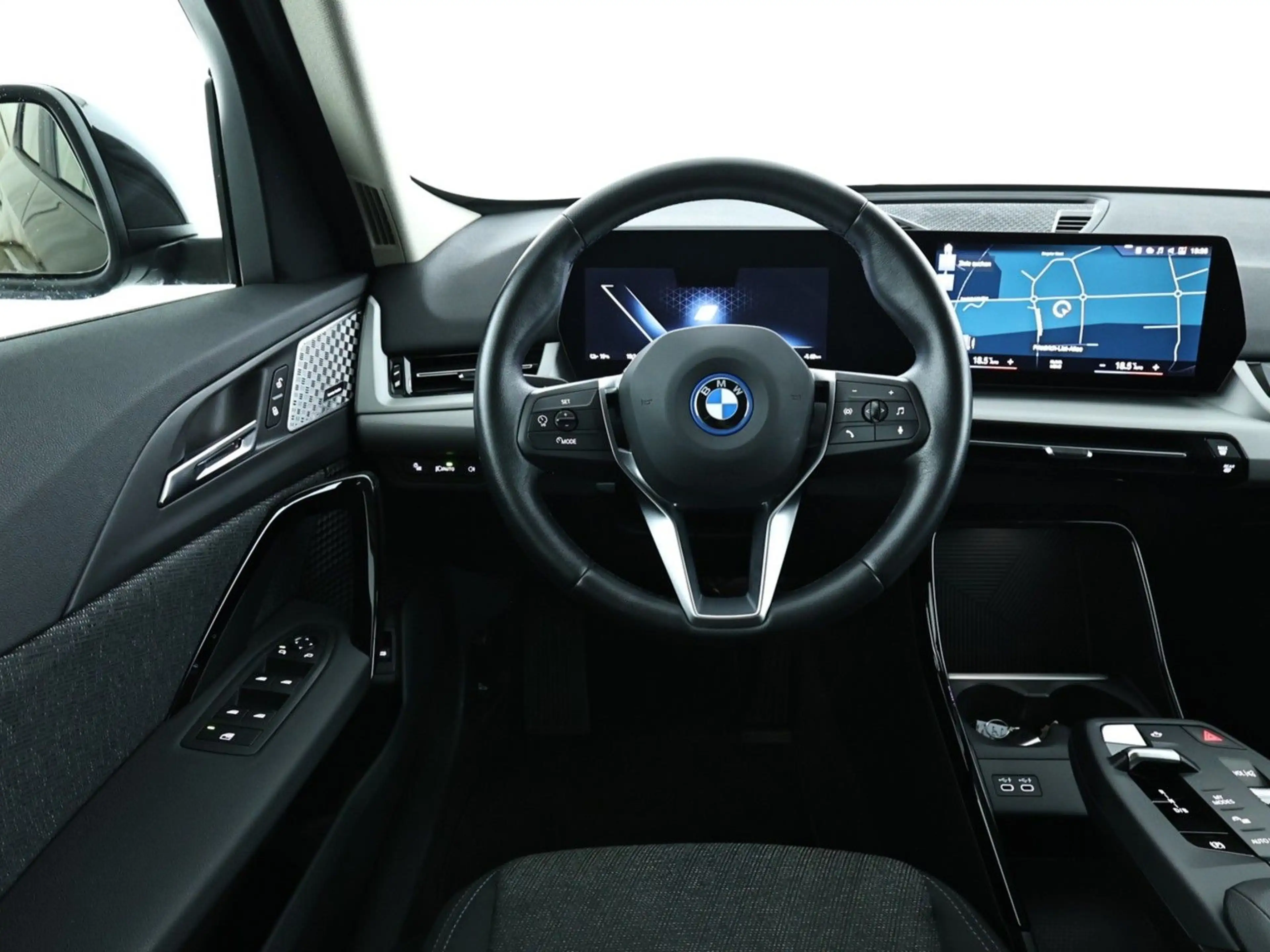 BMW iX1 64,8 kWh xDrive30 LED|Navi|PDC|SHZ|AHK — photo 10