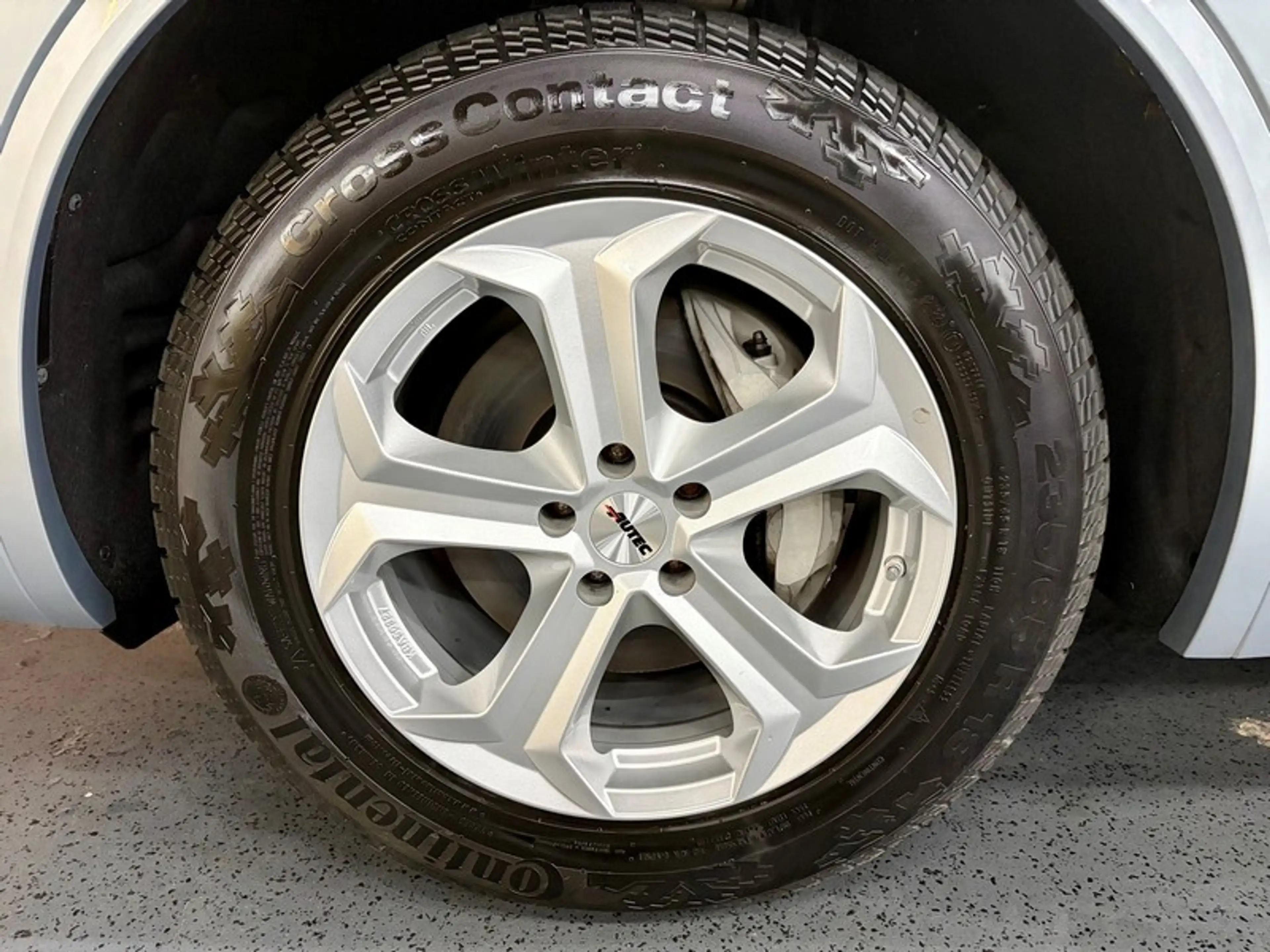 Volkswagen Touareg Touareg 3.0 TDi V6 231cv Auto 4x4 R-LINE — photo 3