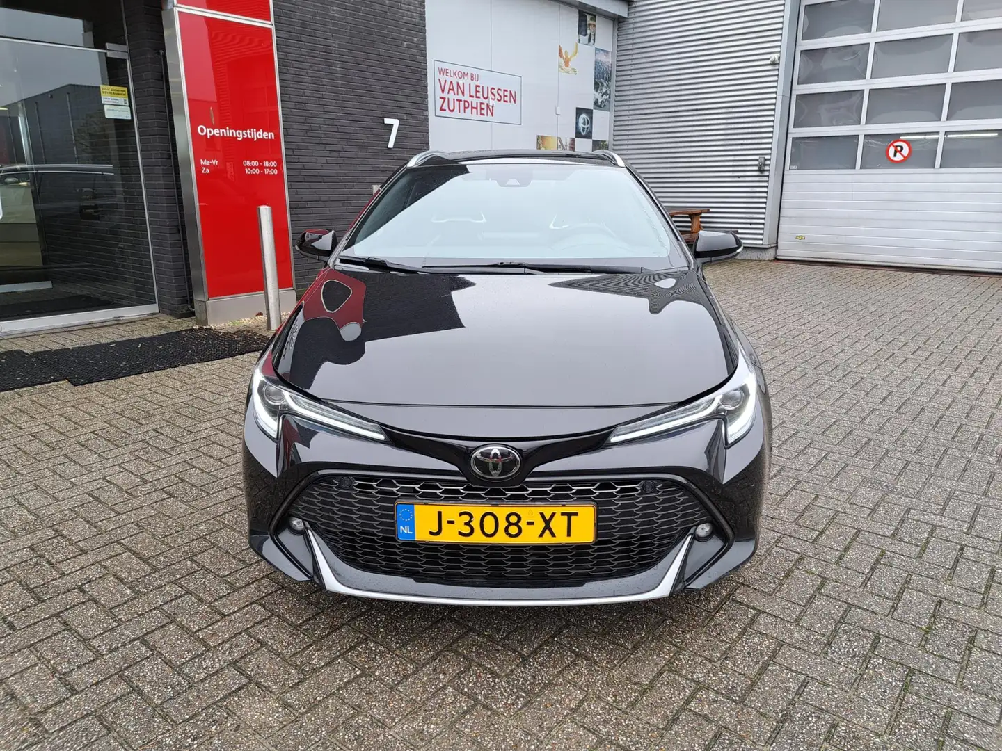 Toyota Corolla Touring Sports 2.0 Hybrid GR-Sport TREKHAAK ACHTER Schwarz - 2