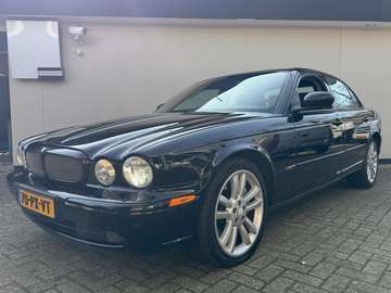 4.2 V8 Supercharged Automaat XJR uitvoering, TOPST