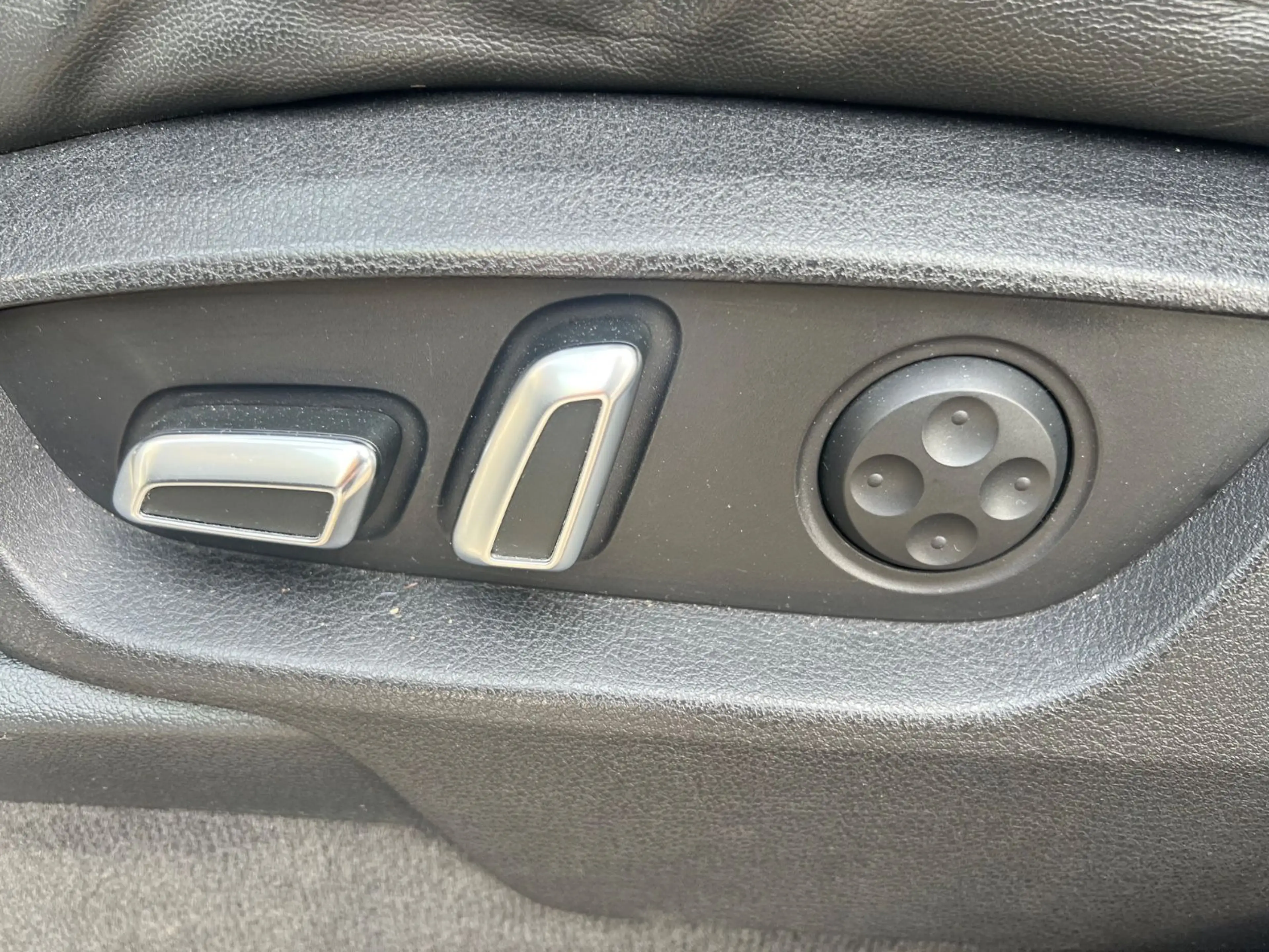 Audi Q7 3.0 TDI S line quattro tipt."7-Sitzer"Pano" — photo 10